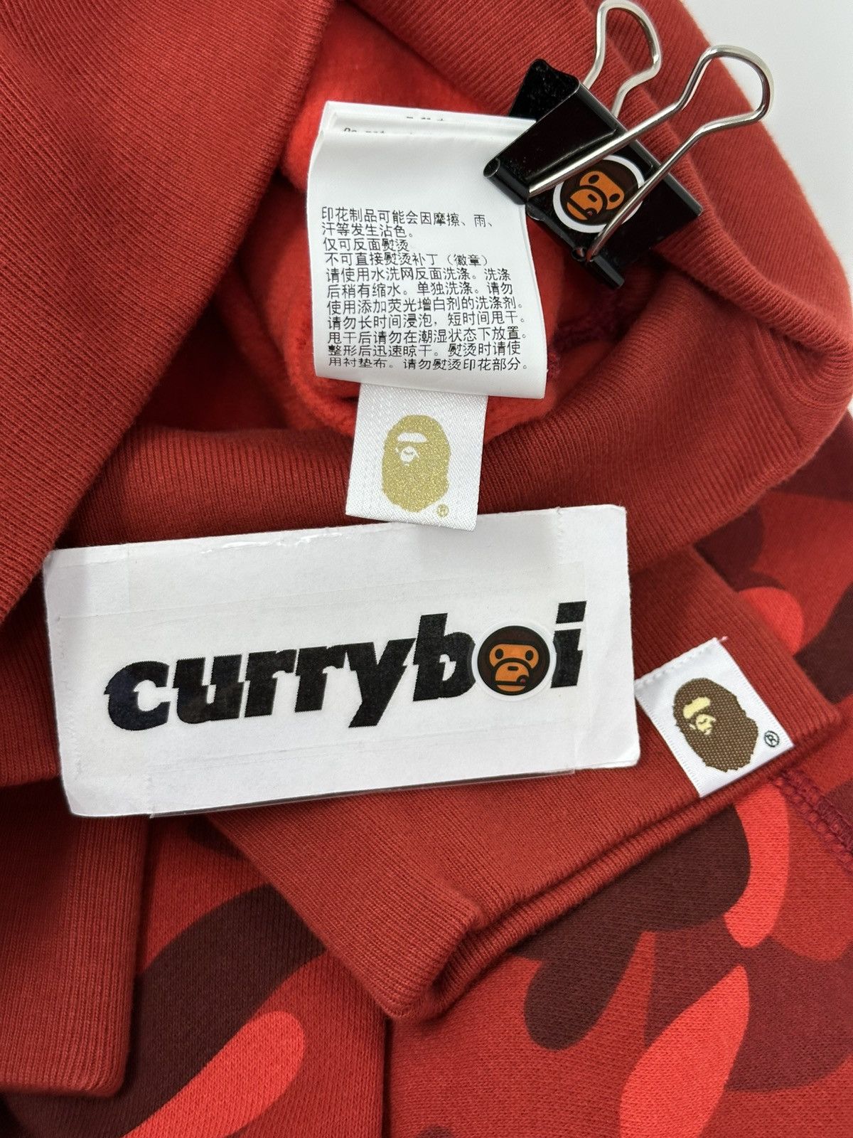 Bape BAPE Color Camo Shark Pullover Hoodie Red Size US S / EU 44-46 / 1 - 8 Thumbnail