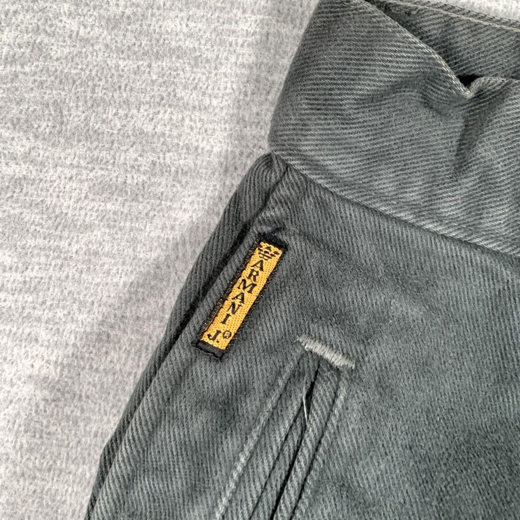 Vintage Vintage Armani Jeans Pants Womens 6 Green Cotton Tapered Chino Twill USA Size 28" / US 6 / IT 42 - 5 Thumbnail