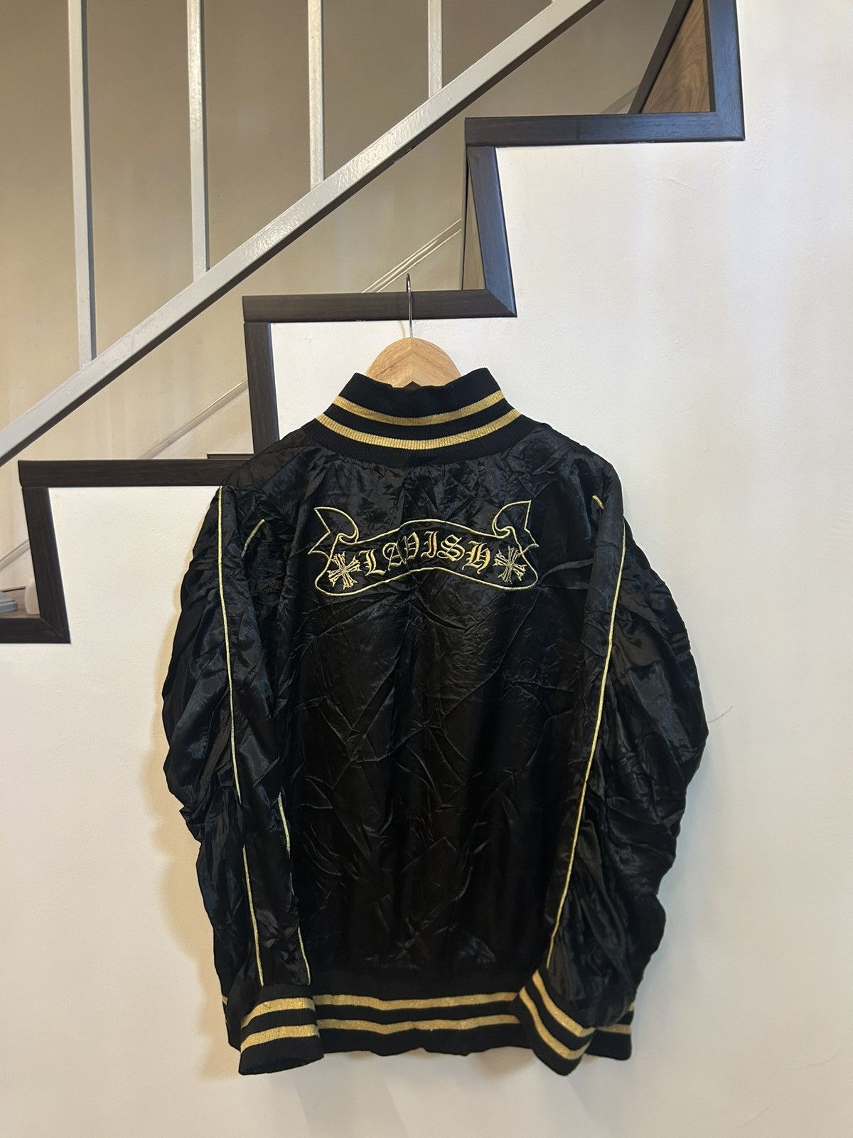 Japanese Brand Vintage Japanese Streetwear "Lavish" Skull Embroidery Jacket Size US L / EU 52-54 / 3 - 5 Thumbnail