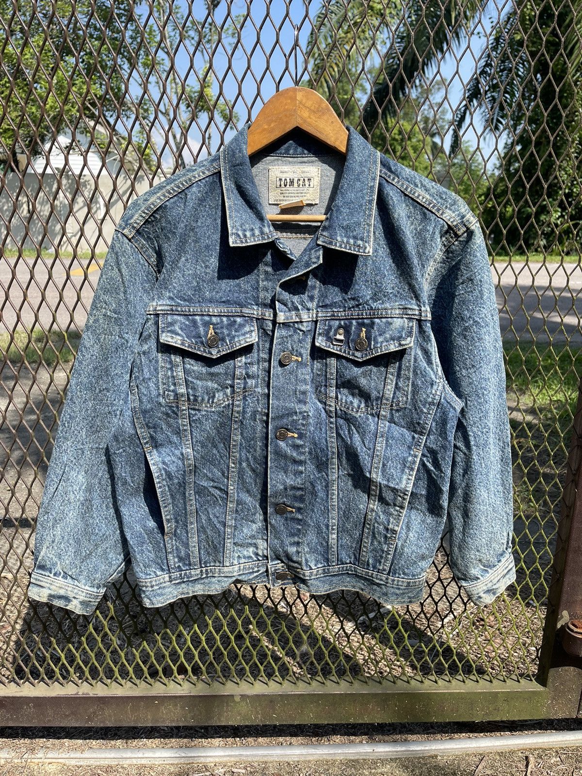 Japanese Brand Vintage Tom Cat Distressed Denim Jacket 90s JapaneseWorkwear Size US M / EU 48-50 / 2 - 1 Thumbnail