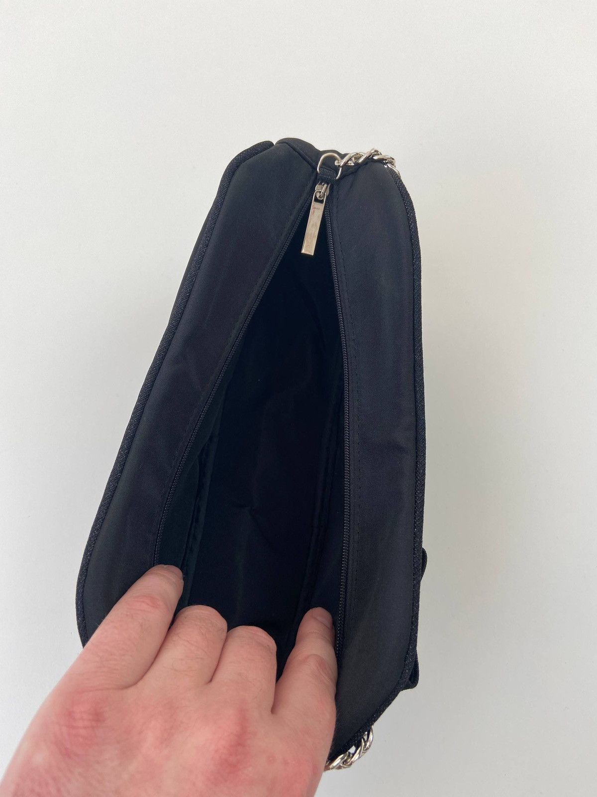 Dior Dior Parfums Black Satin Chain Pochette Mini ShoulderBag Y2K Size ONE SIZE - 9 Thumbnail