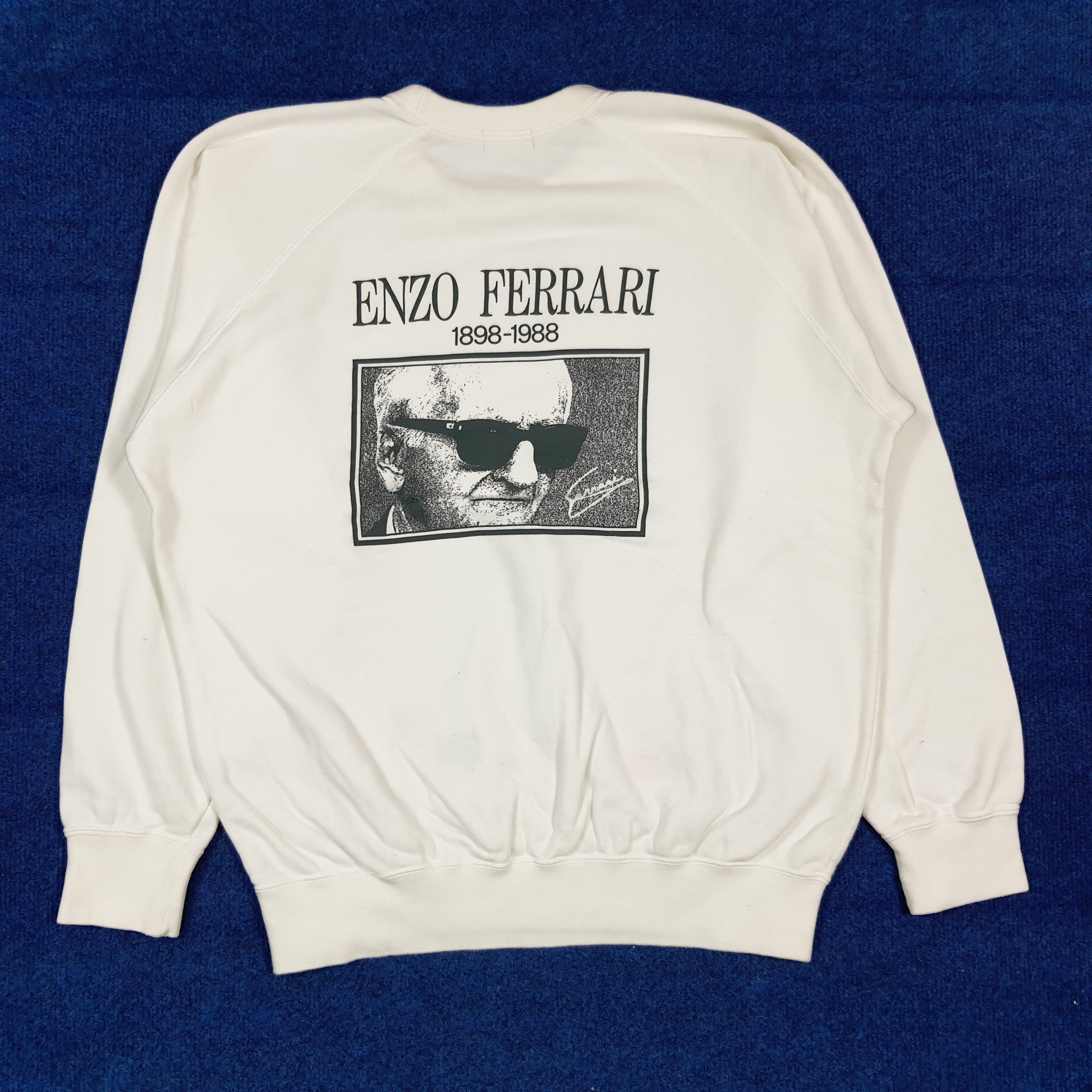 Vintage Vintage Enzo Ferrari 90s Tribute Sweatshirt C292N26 Size US M / EU 48-50 / 2 - 1 Thumbnail