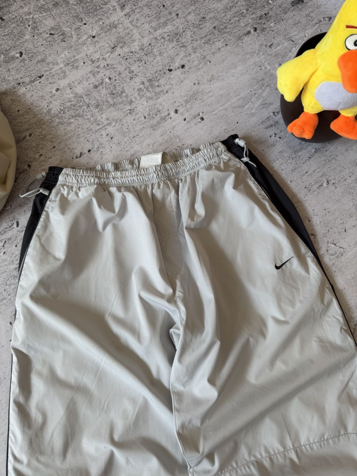 Nike × Vintage NIKE AIR MAX NYLON VINTAGE Y2K BAGGY FIT PANTS SWEATPANTS Size US 34 / EU 50 - 5 Thumbnail