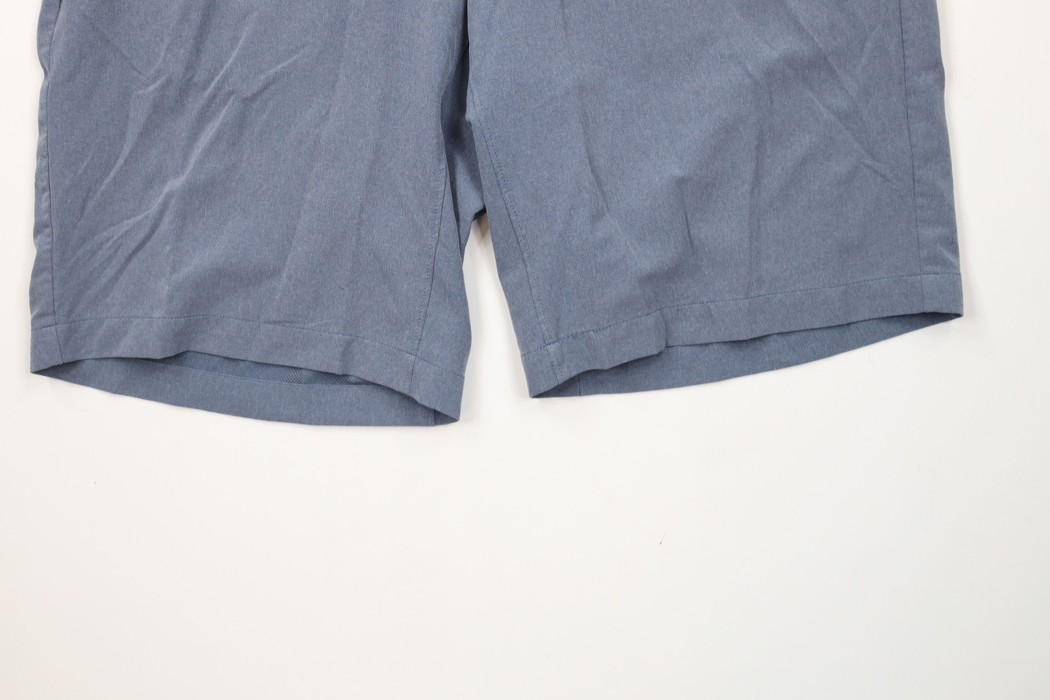 Nike × Vintage Nike Dri-Fit Chambray Front Stretch Tech Golf Chino Shorts Size US 35 - 2 Thumbnail