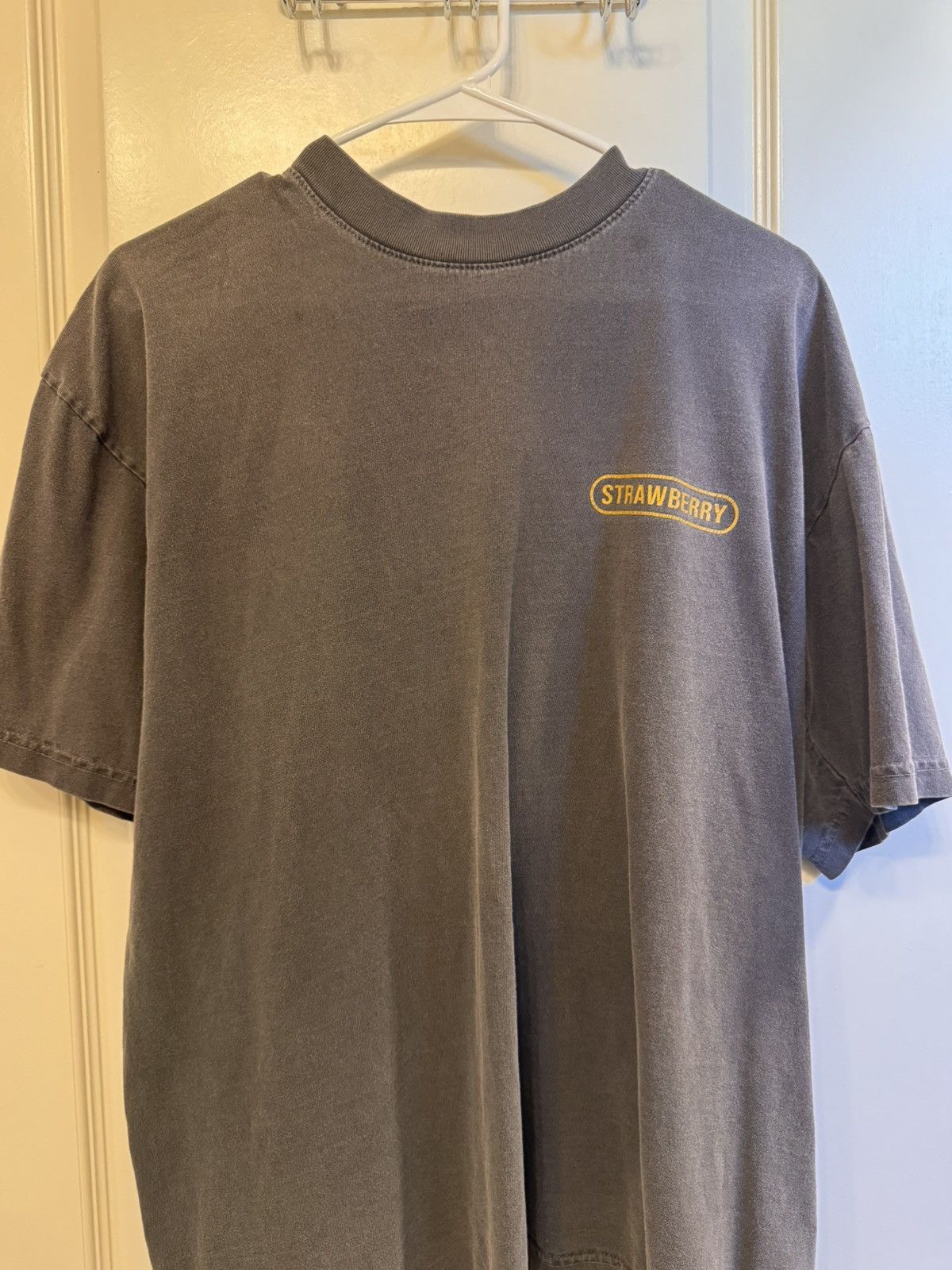 Strawberry Strawberry tee Size US L / EU 52-54 / 3 - 1 Thumbnail