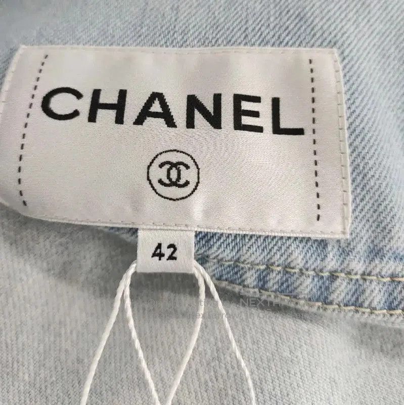 Chanel Chanel Light Blue Cotton Jacket for Women . Size XL / US 12-14 / IT 48-50 - 3 Thumbnail