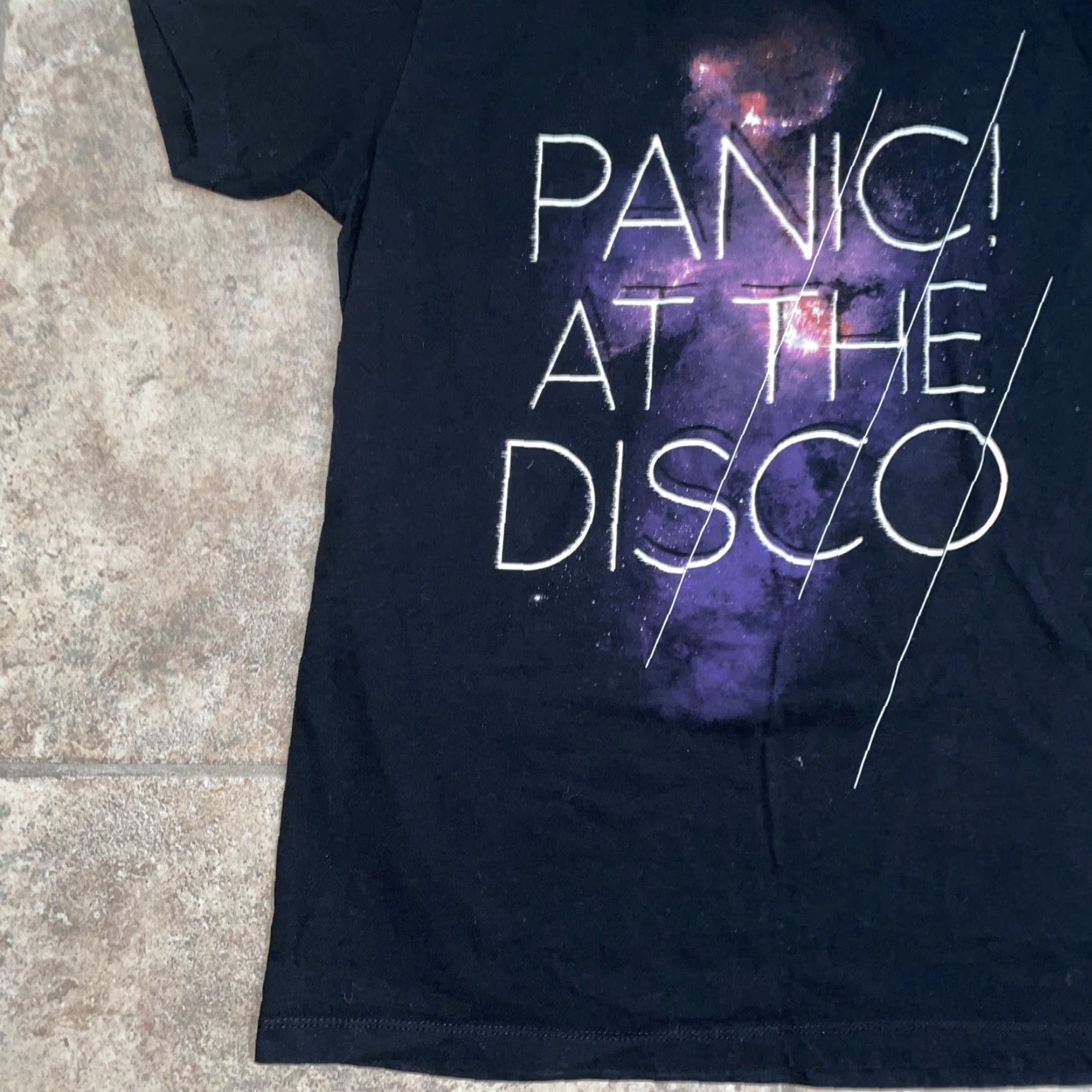 Vintage Panic at the Disco Pacific 100% cotton graphic Tee Mens Size L Black Shirt Band Men Size US L / EU 52-54 / 3 - 3 Thumbnail