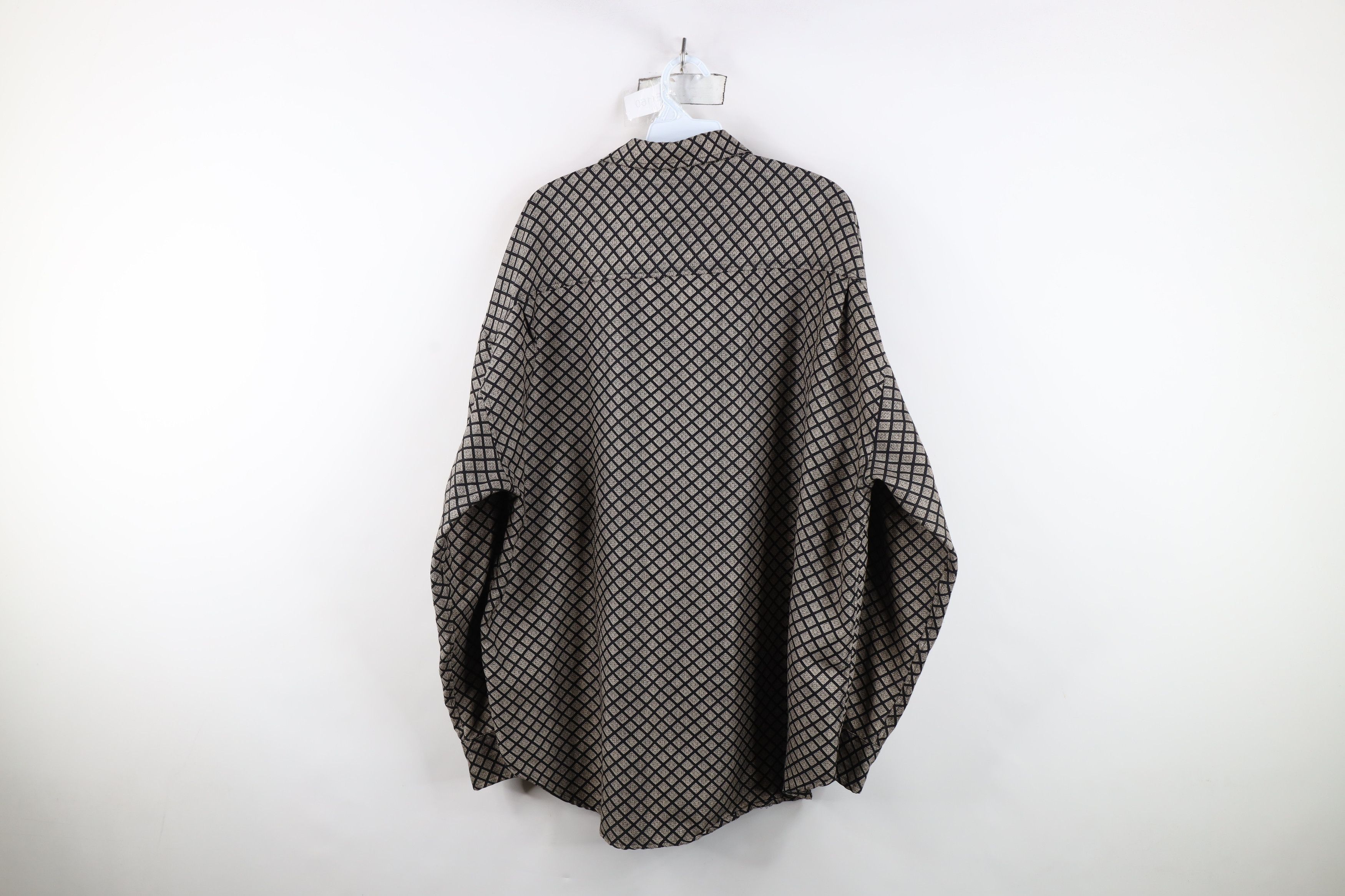 Vintage Vintage 90s Streetwear Diamond Knit Collared Button Shirt Size US XL / EU 56 / 4 - 8 Thumbnail