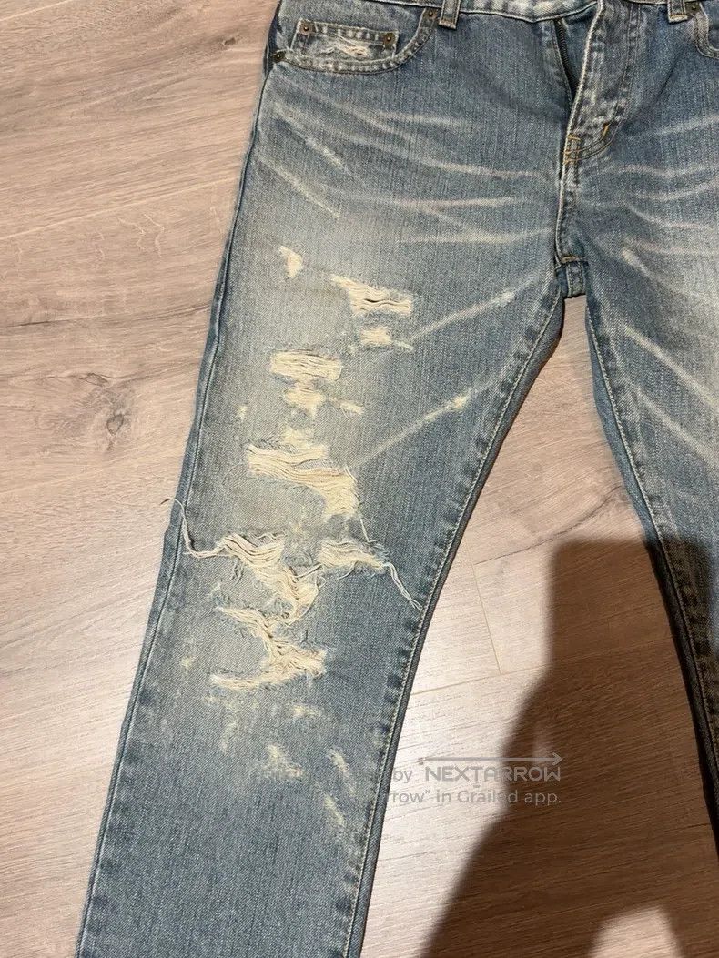Saint Laurent Paris Saint Laurent Paris Cat scratch distressed water-washed bl Size US 29 - 2 Thumbnail