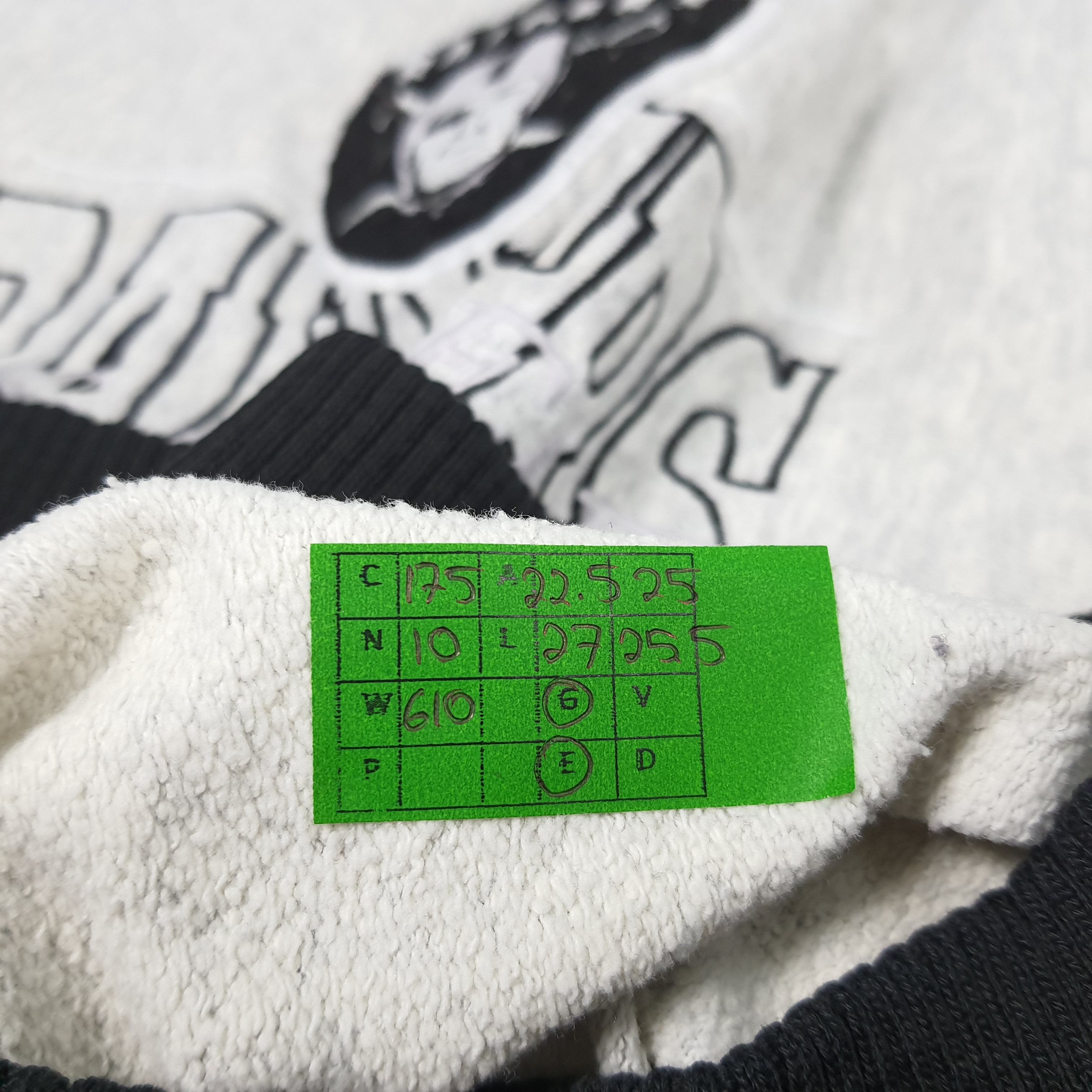 Vintage Vintage RAIDERS Los Angeles Sports Team Sweatshirt Size US M / EU 48-50 / 2 - 7 Thumbnail
