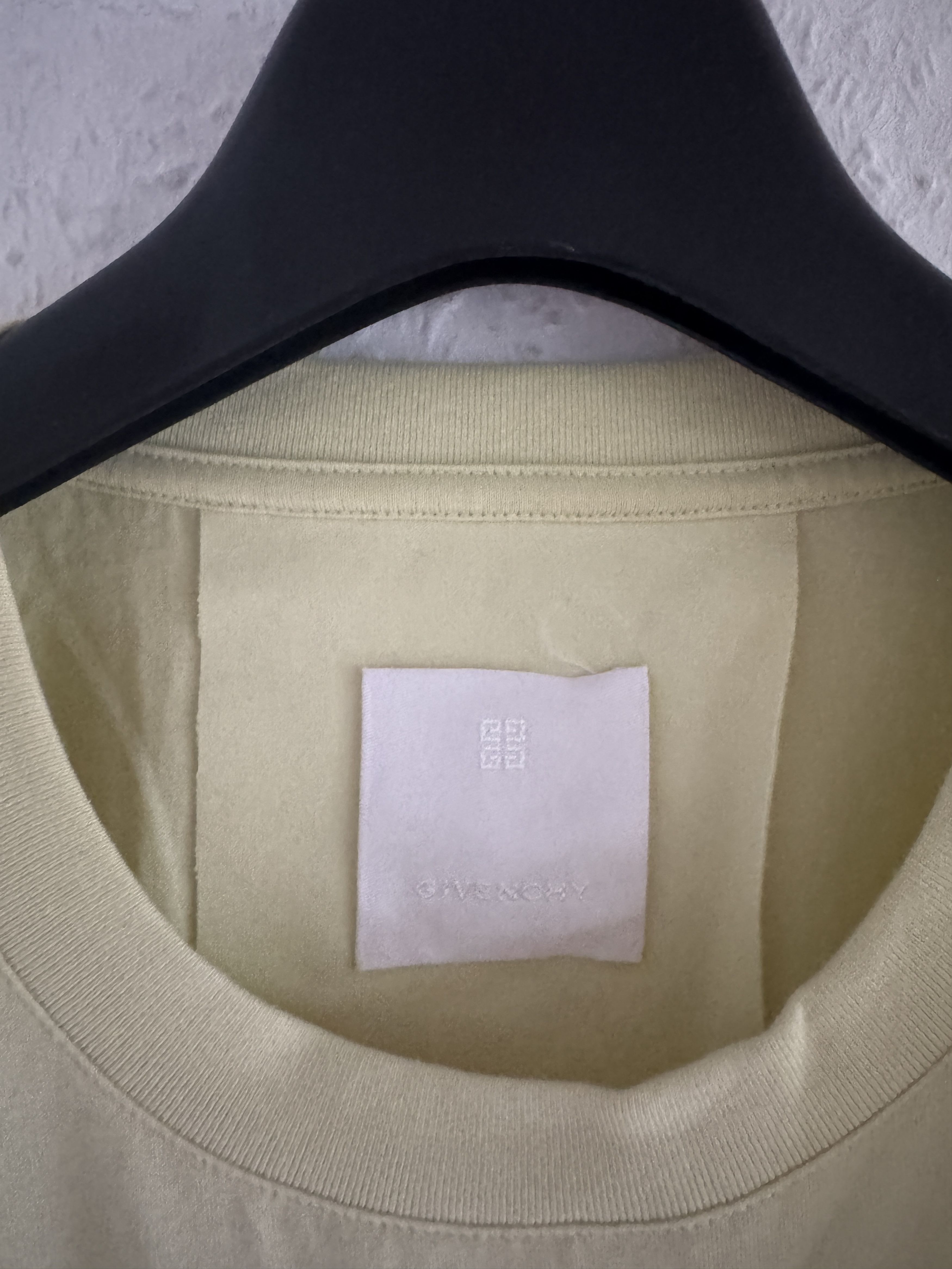 Givenchy Crystal Piercing Embellished Tee Lemonade Yellow Size US M / EU 48-50 / 2 - 8 Thumbnail