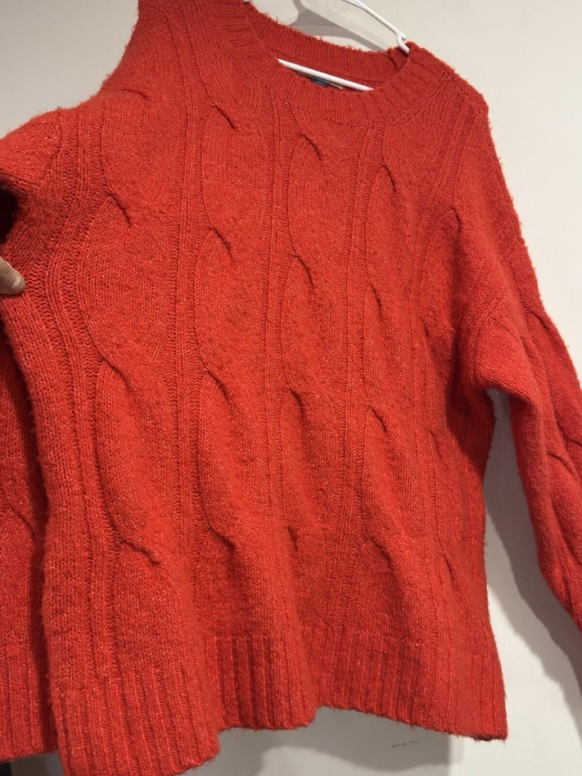 American Eagle Outfitters American Eagle Whoa So Soft Cable Knit Sweater Red Crewneck Size L / US 10 / IT 46 - 11 Thumbnail
