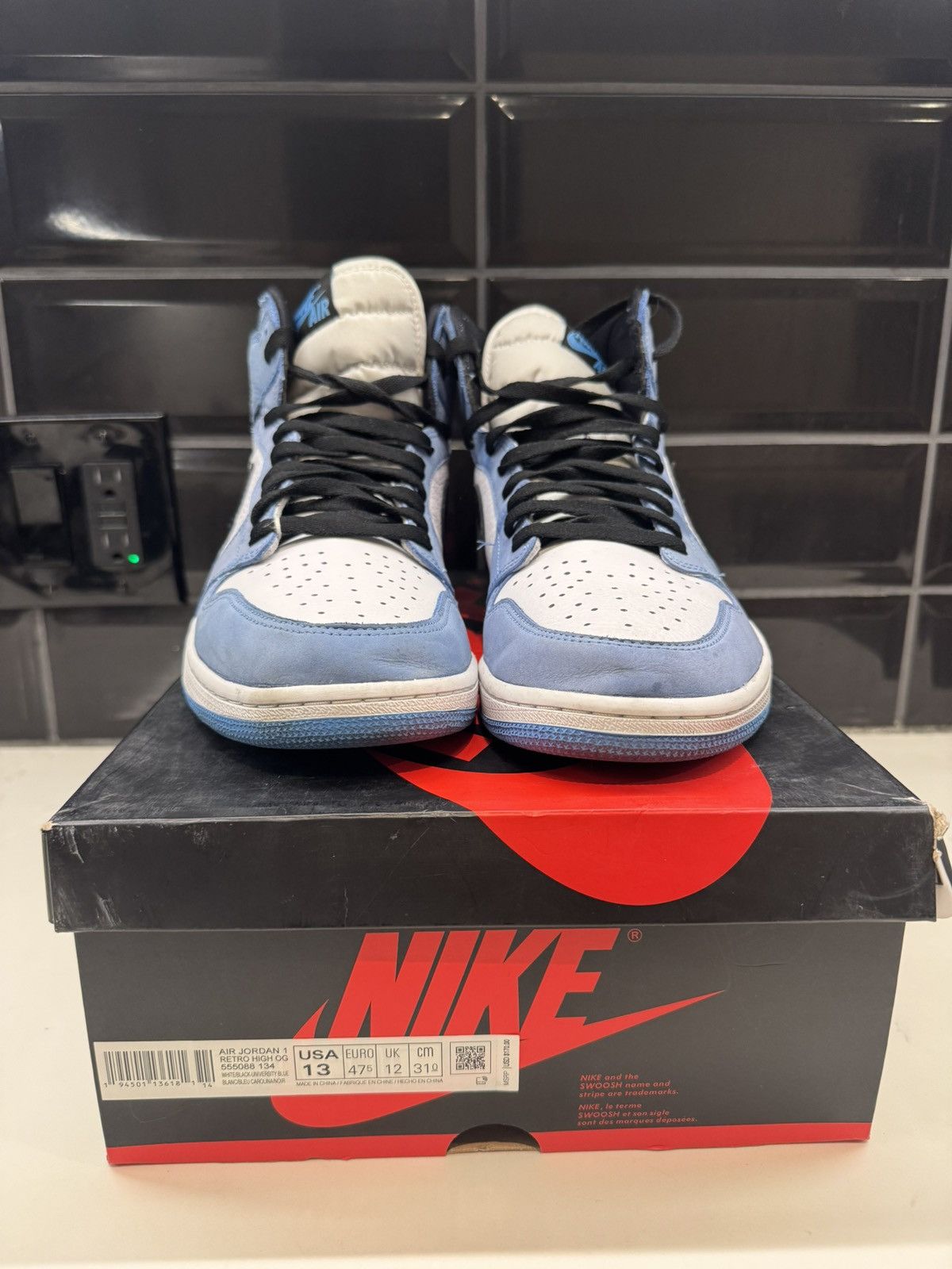 Jordan Brand Nike Air Jordan 1 Retro High OG “University Blue” – Size 13 Size US 13 / EU 46 - 2 Thumbnail