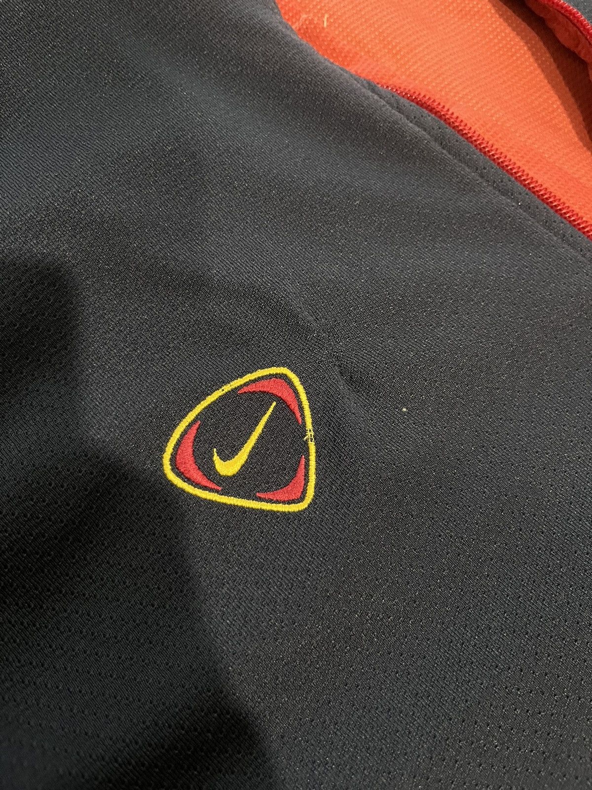 Nike FC Barcelona Nike vintage reversible jacket 90s red navy Size US XL / EU 56 / 4 - 18 Thumbnail