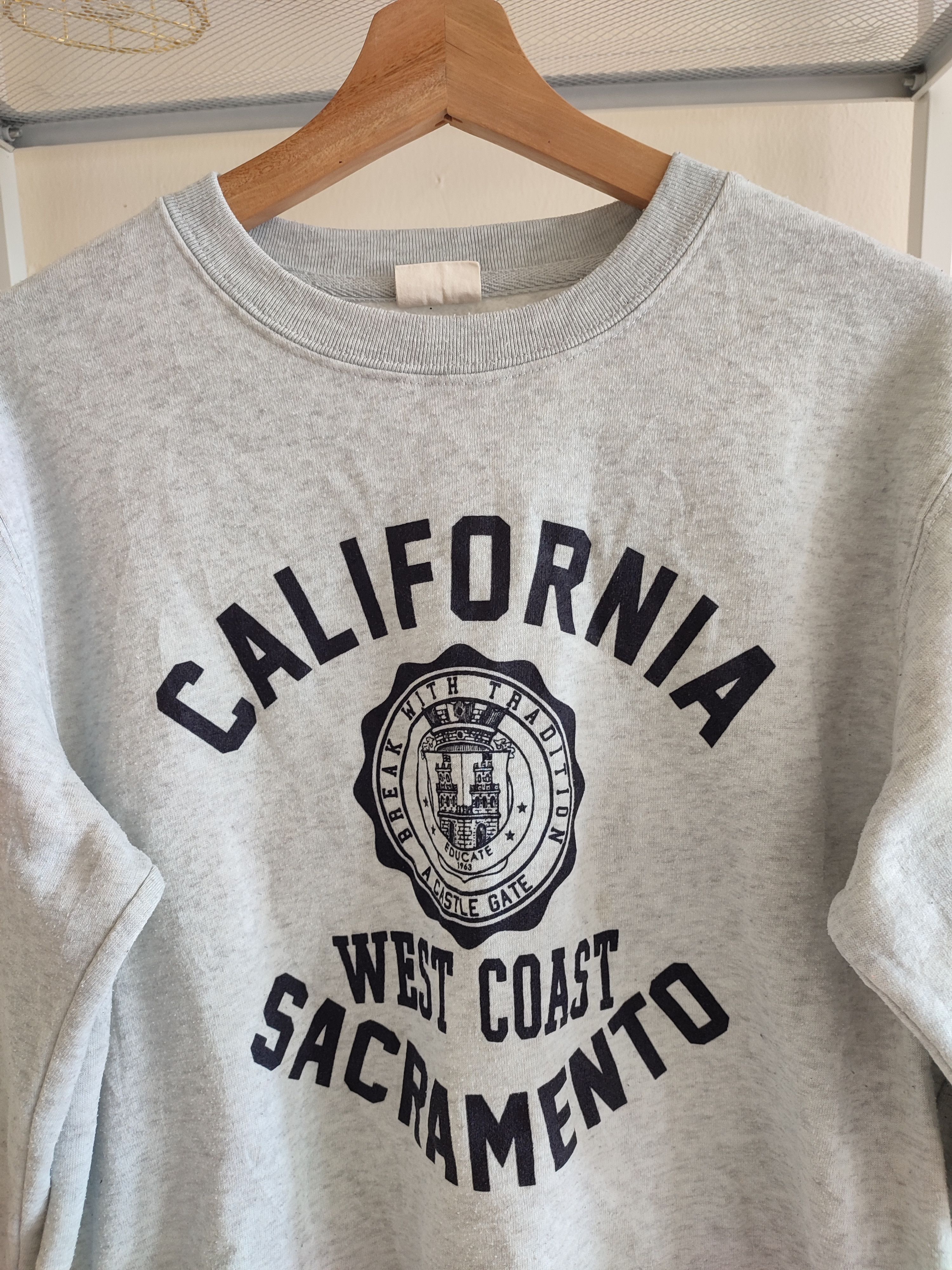 Designer CALIFORNIA WEST COAST SACRAMENTO SWEATSHIRTS Size US M / EU 48-50 / 2 - 5 Thumbnail