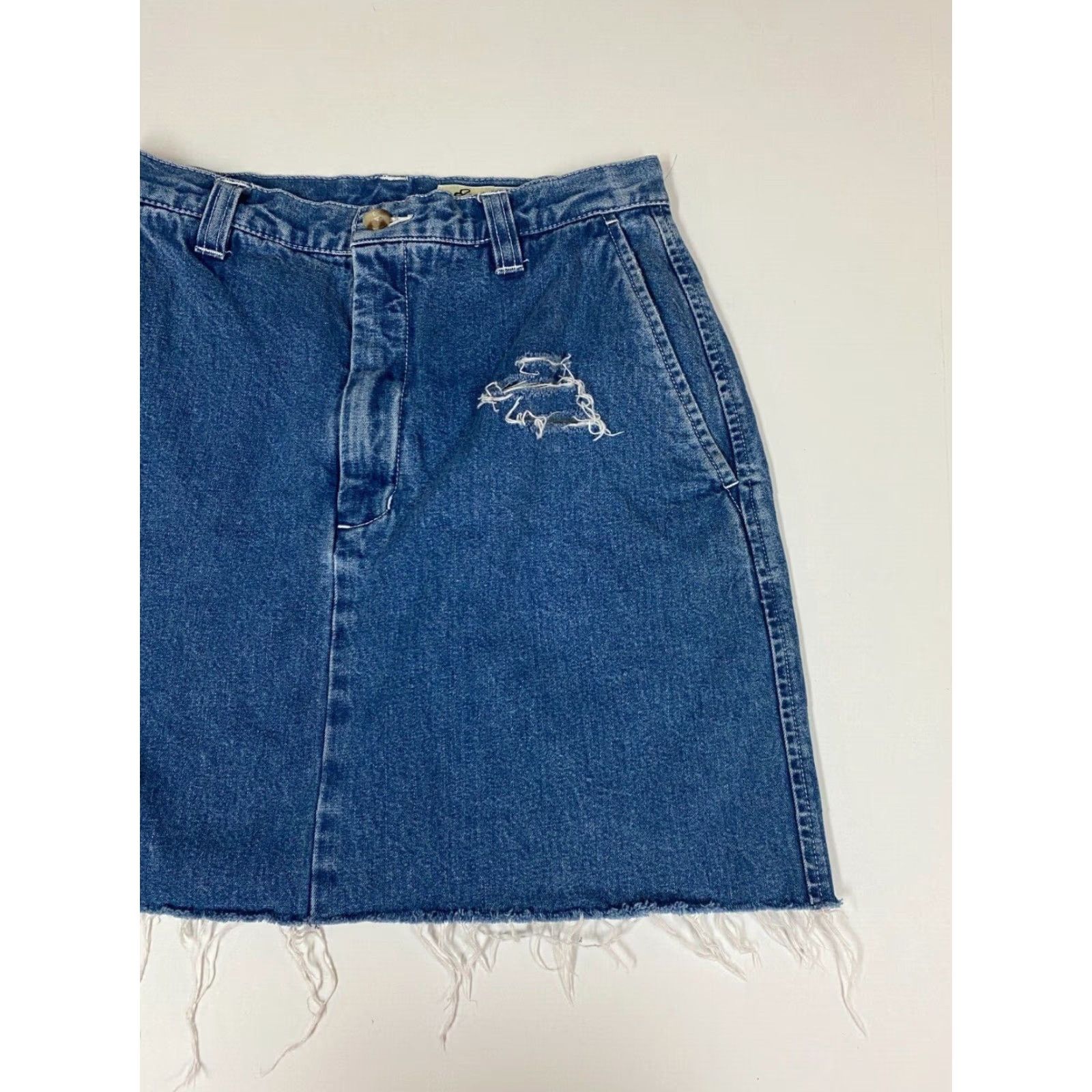 Eddie Bauer Eddie Bauer Skirt Women Knee Length A-Line Denim Blue Polyester Ruffle Lined Casual 2 Regular Size 2 Blue Vintage: No Size 26" / US 2 / IT 38 - 2 Thumbnail