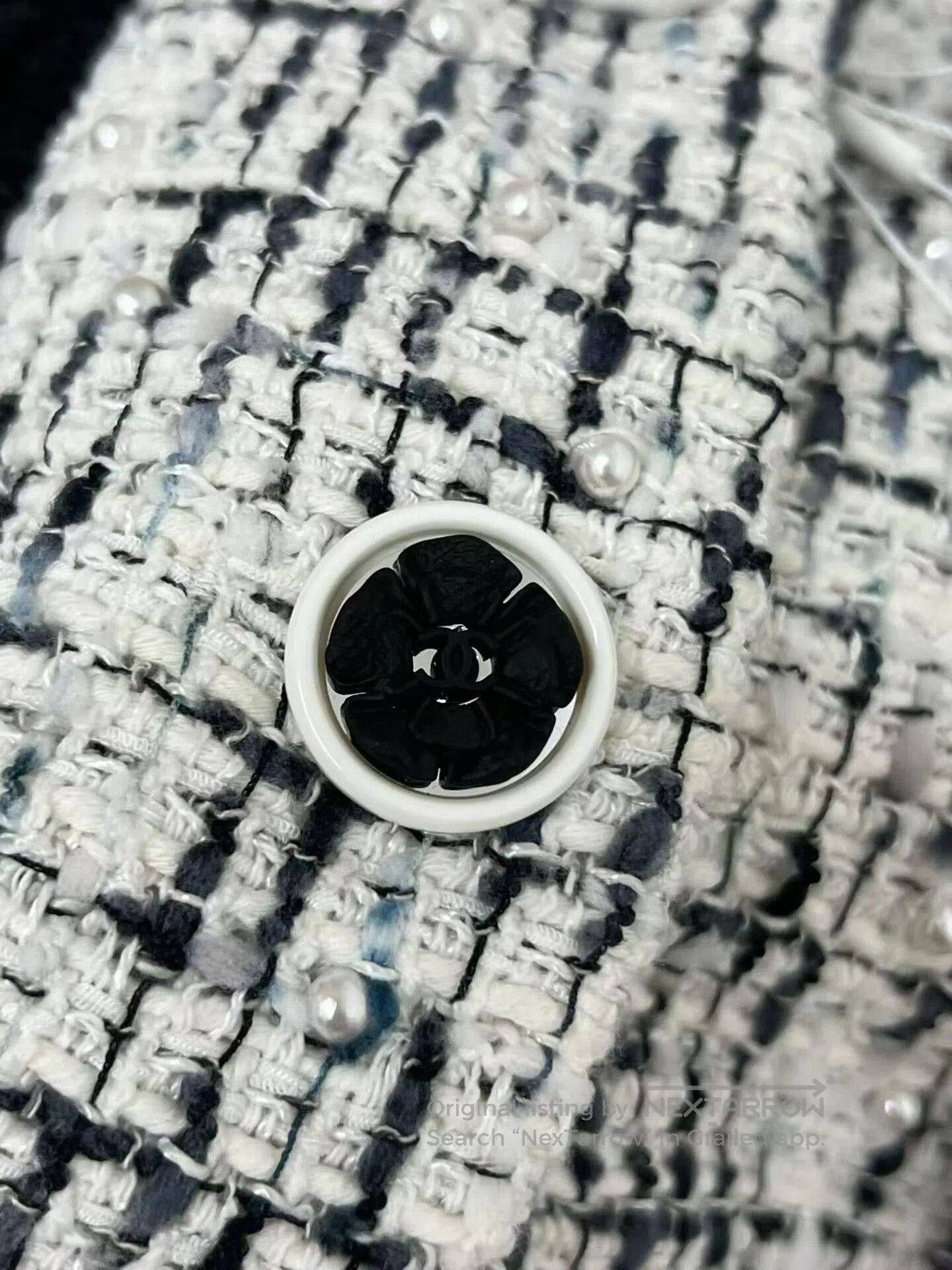 Chanel Chanel Pearl Woven Tweed Jacket. Size S / US 4 / IT 40 - 4 Thumbnail