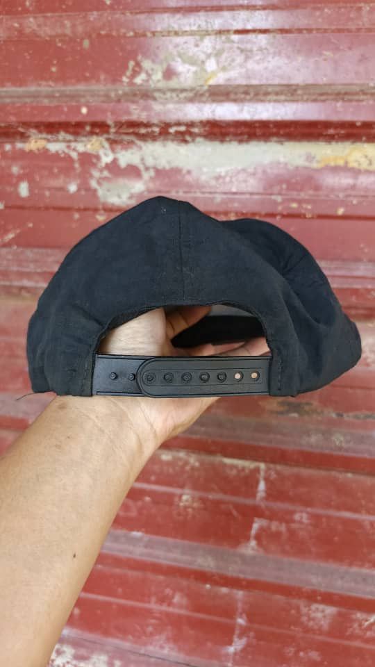 Vintage VINTAGE NYLON LUCKY STRIKE HAT Size ONE SIZE - 4 Thumbnail