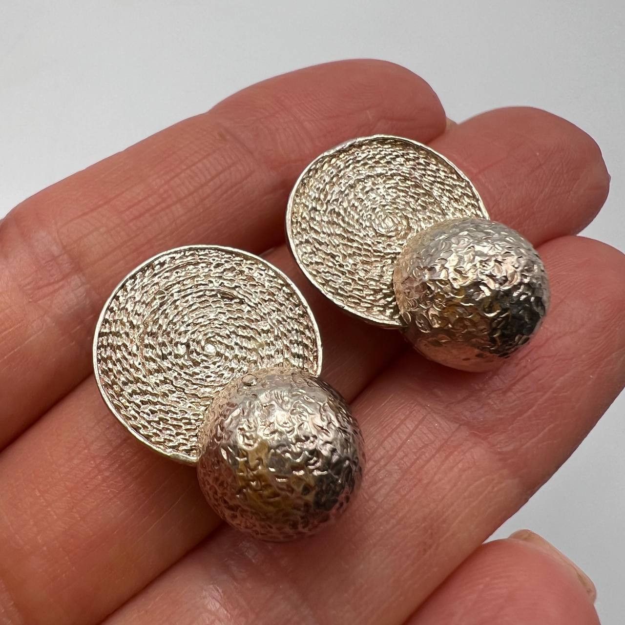 Vintage Women's Jewelry 925 Sterling Silver Stud Earrings