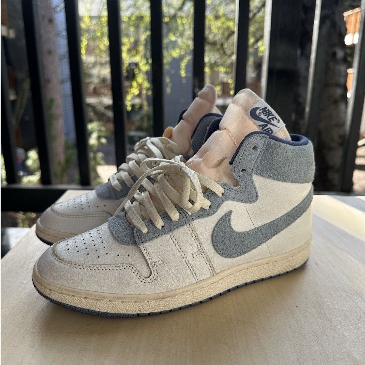 Jordan Brand × Nike Size 9 - Jordan Air Ship PE SP Every Game Diffused Blue Size US 9 / EU 42 - 1 Thumbnail