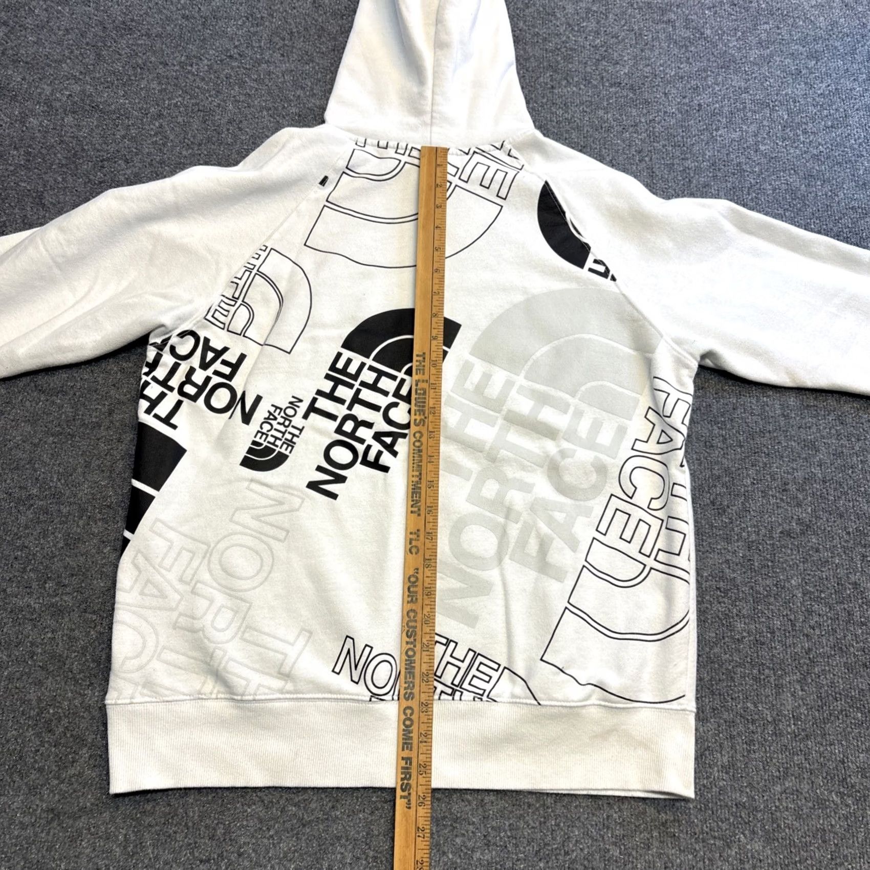 The North Face The North Face Sweatshirt Womens Large White Logo All Over Back Graphic Hoodie Pullover White Sweatshirt Womens Large Size L / US 10 / IT 46 - 6 Thumbnail