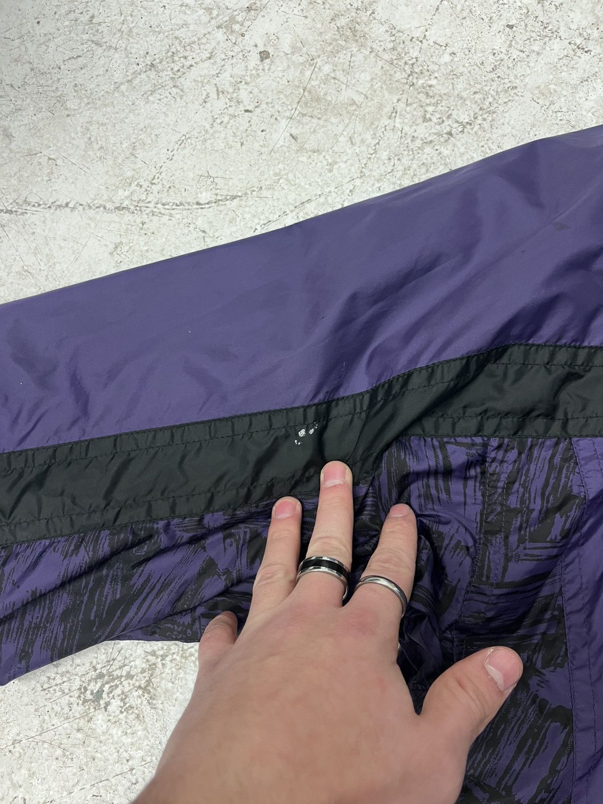 Vintage Vintage black and purple windbreaker jacket Size US M / EU 48-50 / 2 - 5 Thumbnail