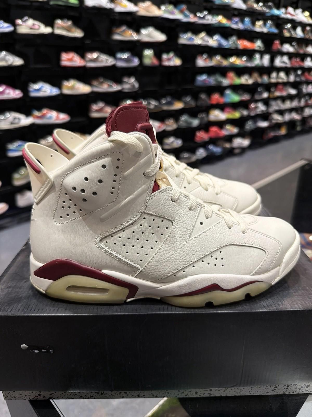 Nike Air Jordan 6 Retro Maroon 384664-116 Men’s Size 8.5