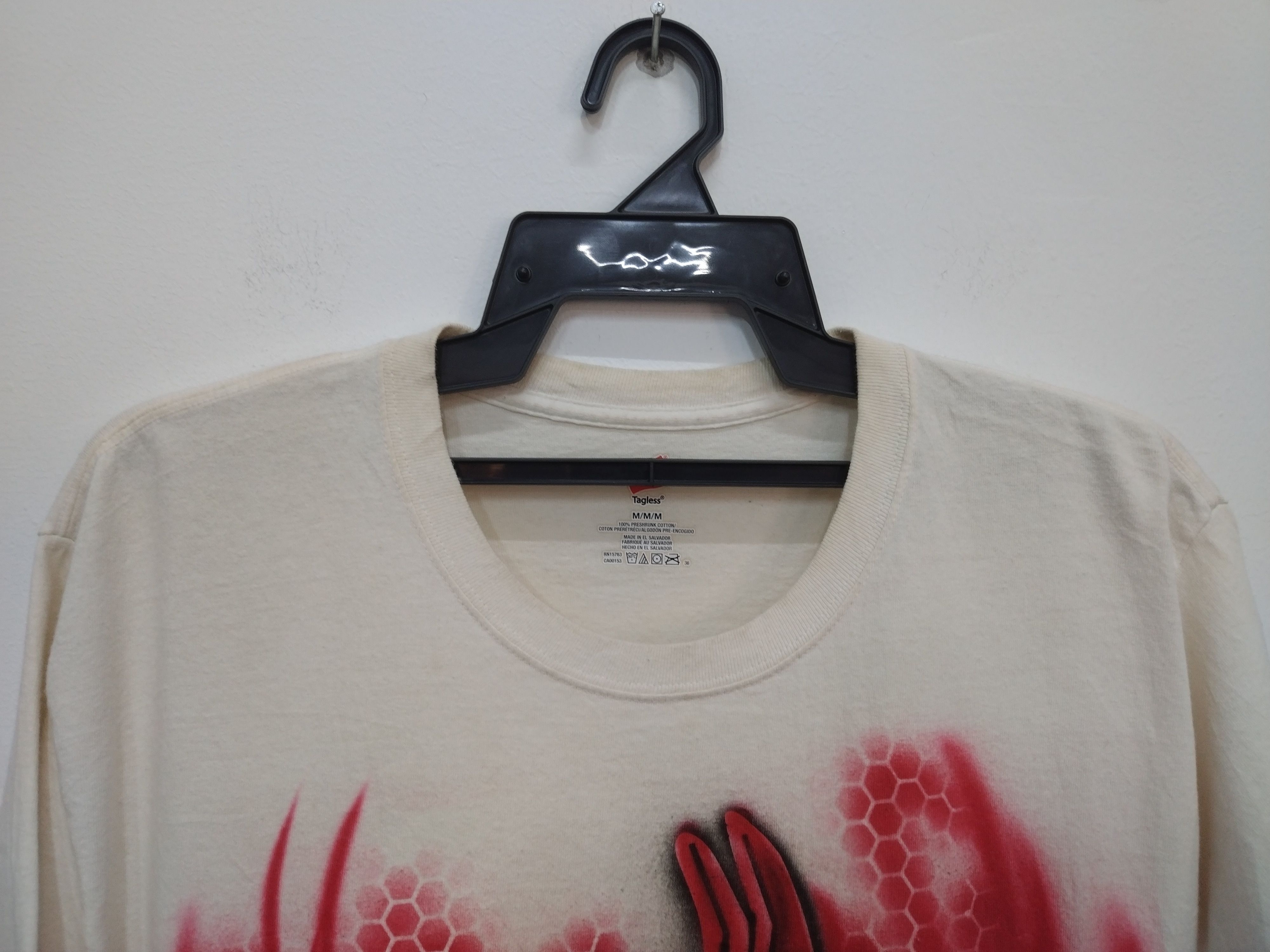 Hanes × The Game Airbrush red honeycomb hexagon design Fortnite Caleb Hanes T Size US M / EU 48-50 / 2 - 4 Thumbnail