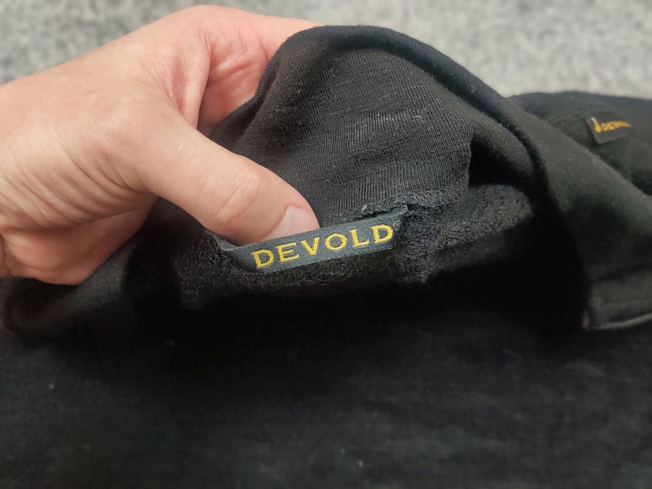 Other Devold shield zip Wool blend Pullover jacket Hiking Thermal Size US M / EU 48-50 / 2 - 13 Thumbnail