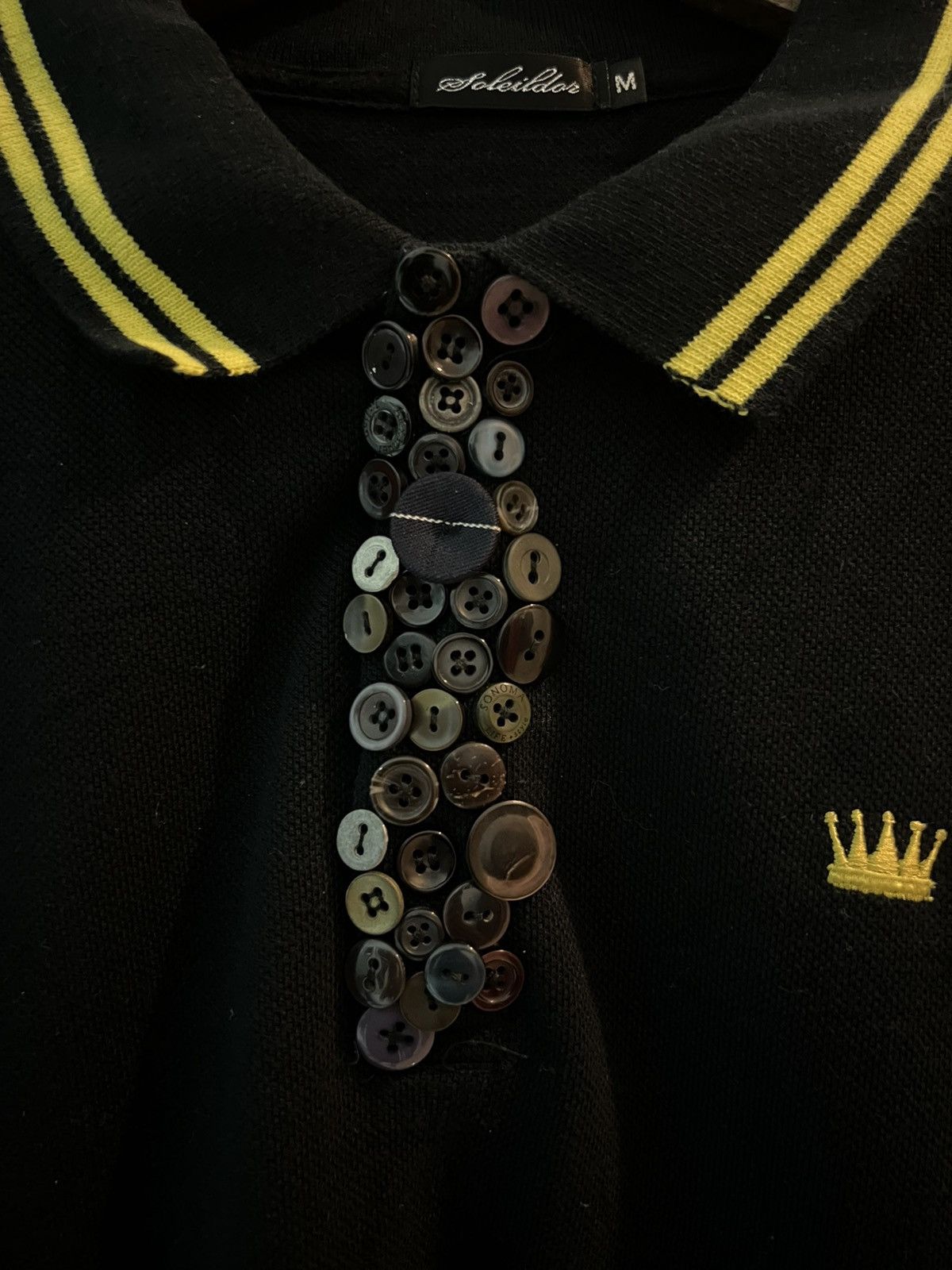 Japanese Brand Multiple Buttons Polos Size US M / EU 48-50 / 2 - 3 Thumbnail