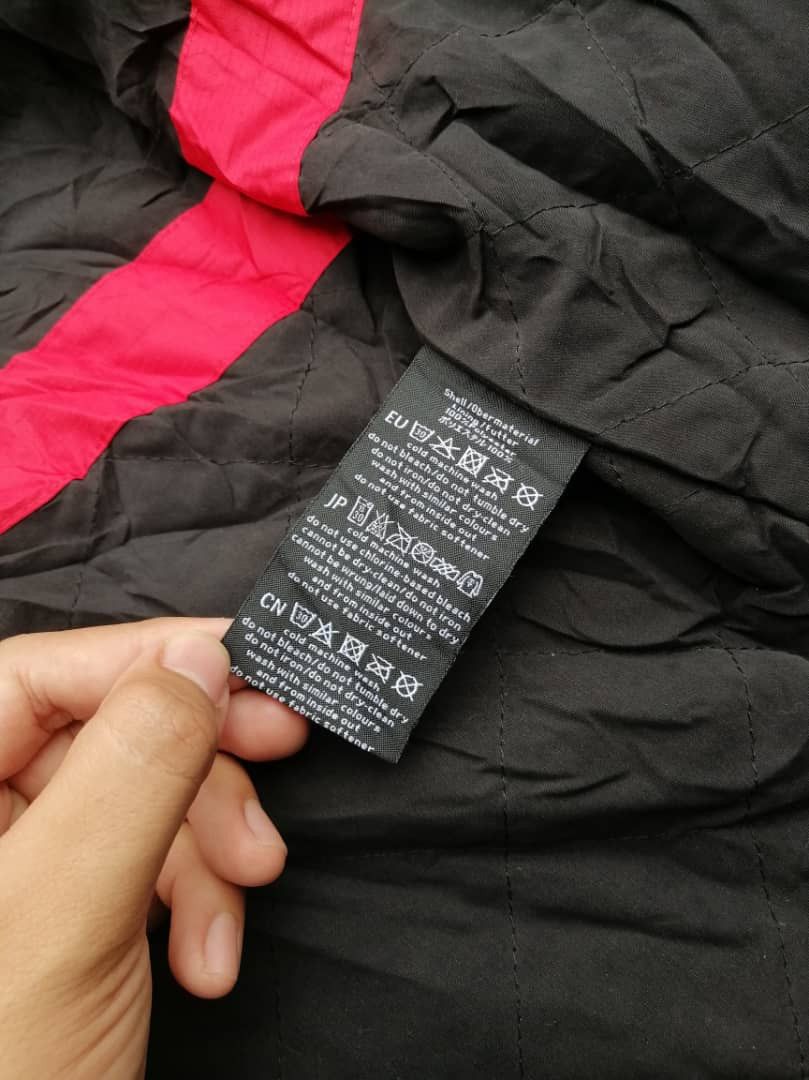 Mercedes-Benz Mercedes Benz Reflective Jacket Size US S / EU 44-46 / 1 - 5 Thumbnail