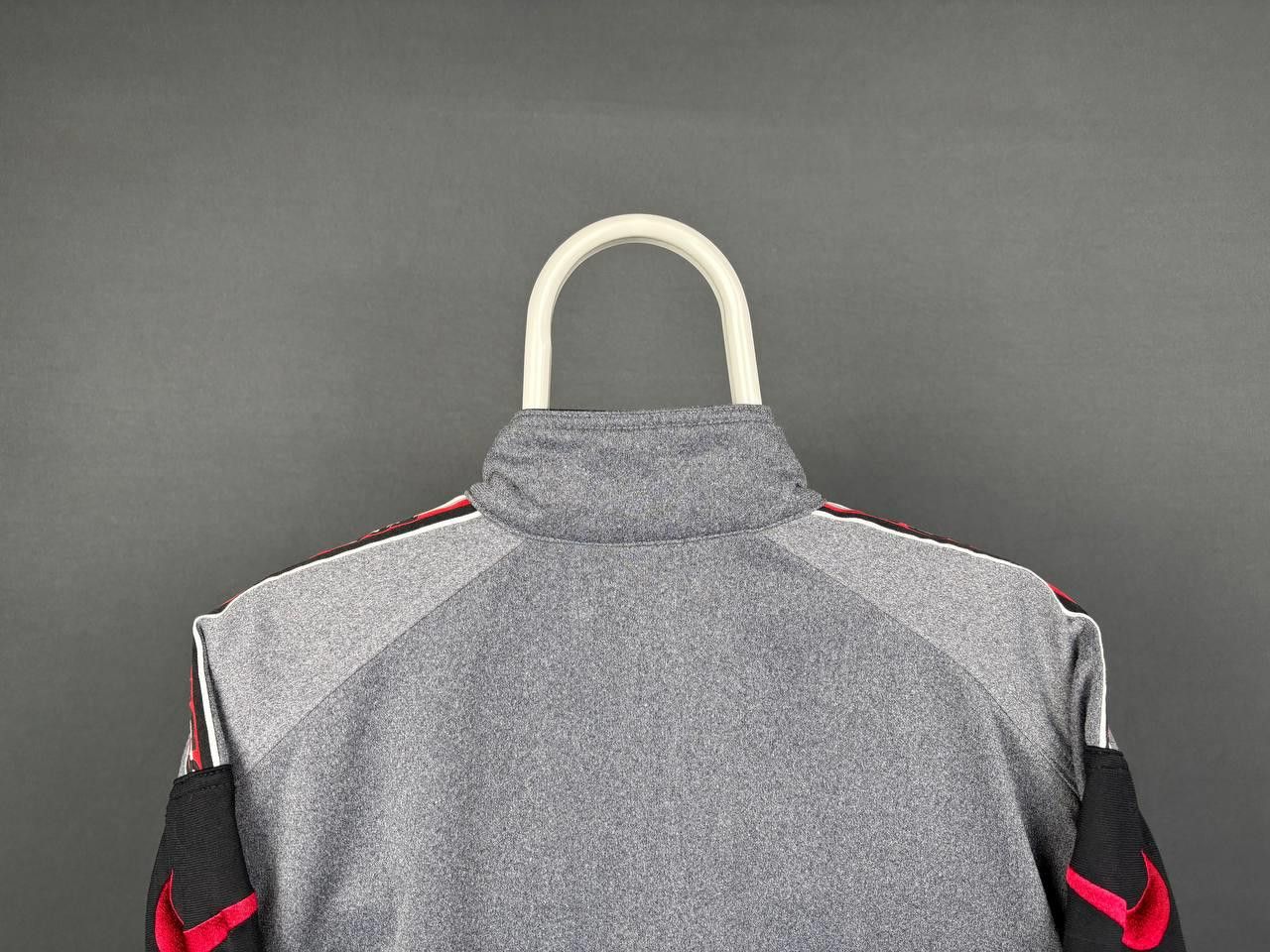 Nike Nike Windbreaker Jacket Size M Vintage Size US M / EU 48-50 / 2 - 4 Thumbnail