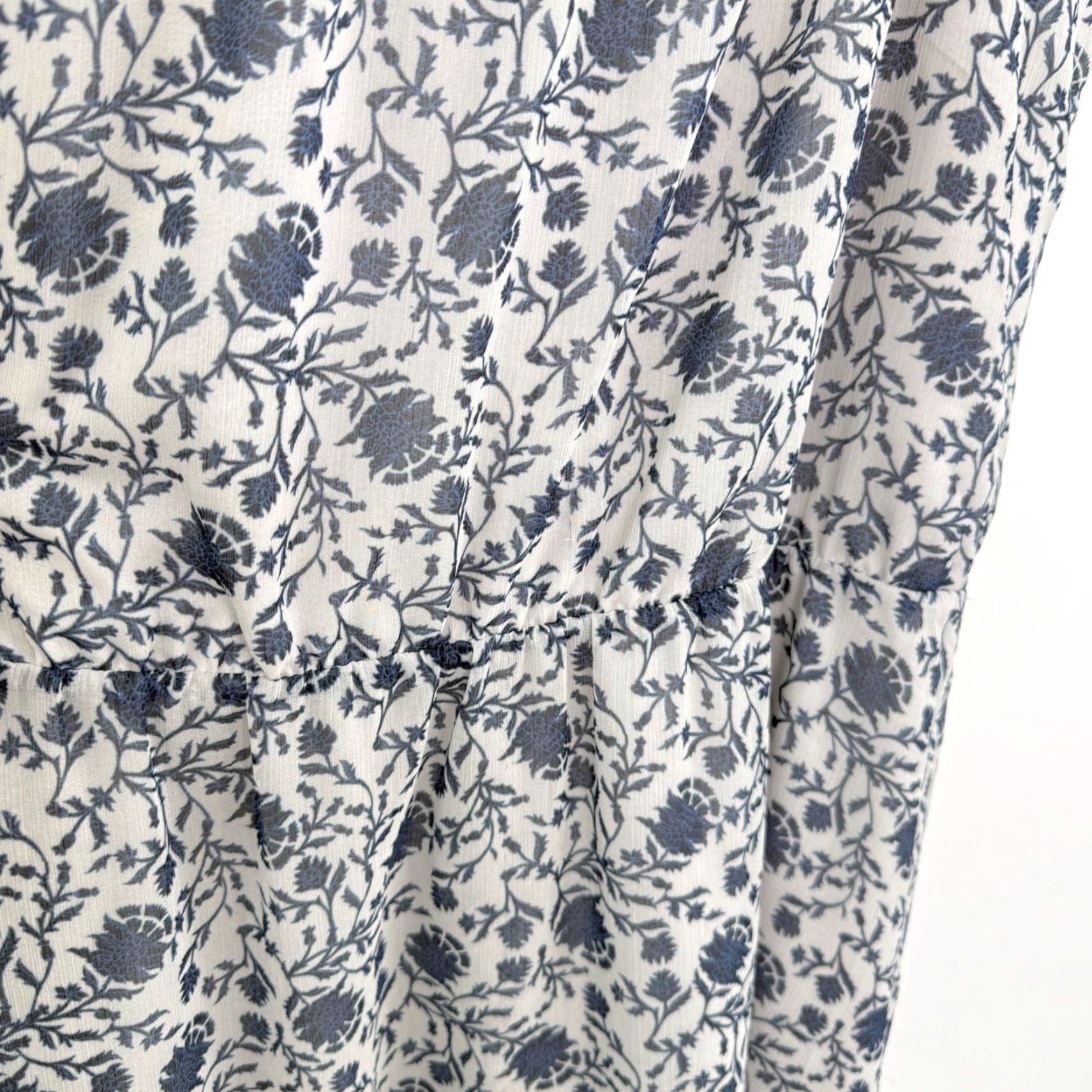 Ann Taylor Ann Taylor LOFT Floral Print Chiffon Cami Dress Sz L Lightweight Preppy Sleeveless Spring Summer Casual Womens Blue Floral Pattern Short Dress Size L / US 10 / IT 46 - 6 Thumbnail