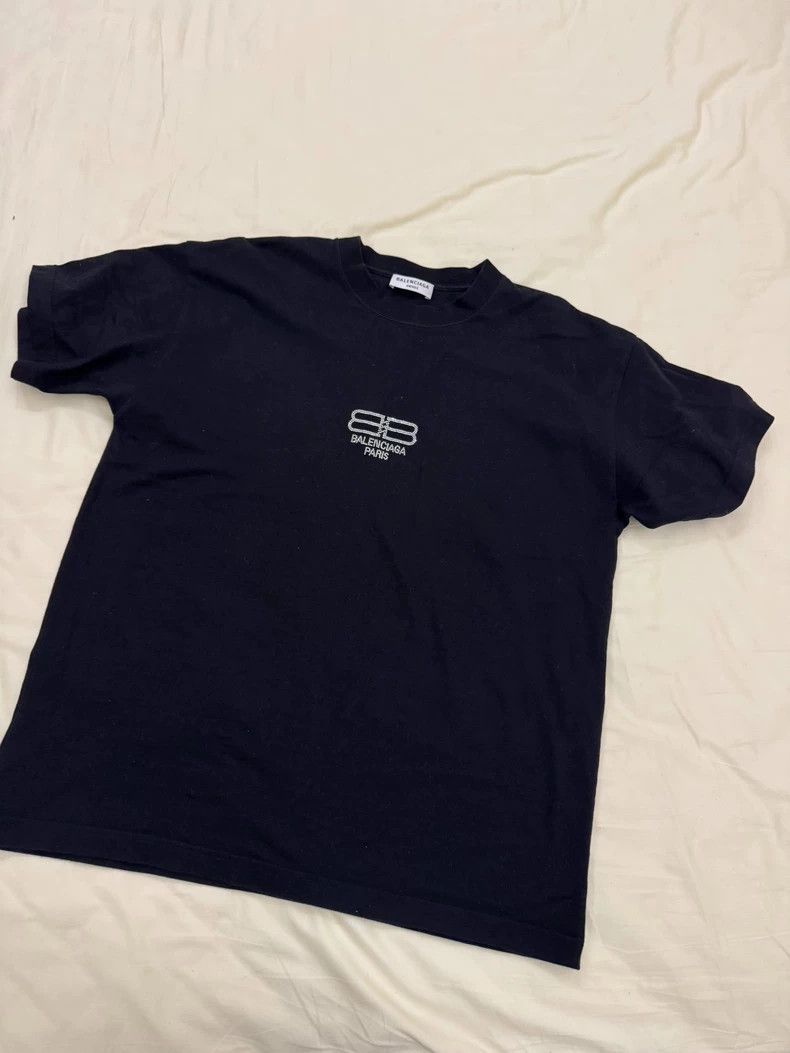 Balenciaga Balenciaga Rhinestone T-shirt Size US L / EU 52-54 / 3 - 1 Thumbnail