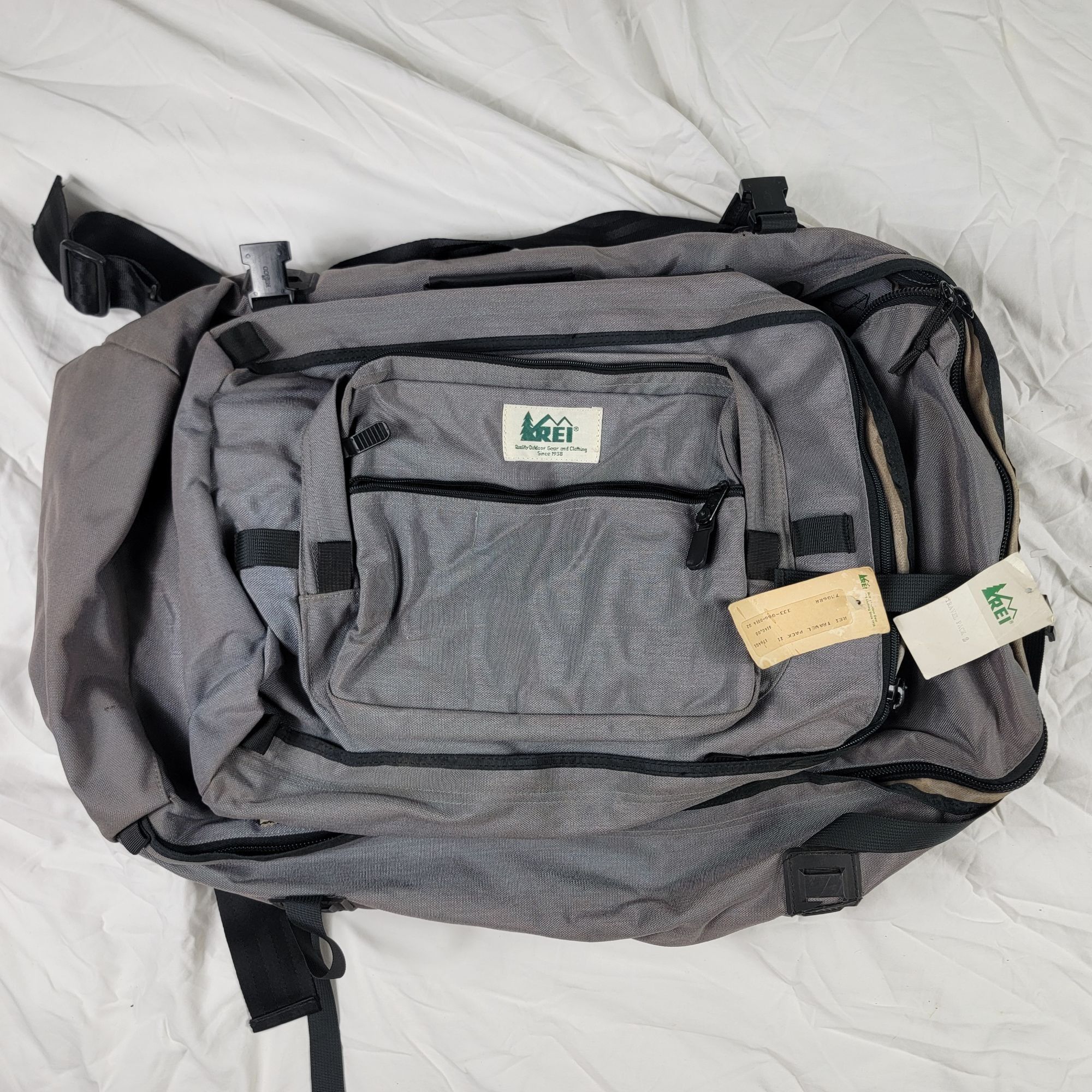 Rei REI Travel Pack 2 Backpack Gray Hiking Camping Trails Mounta Size ONE SIZE - 1 Thumbnail