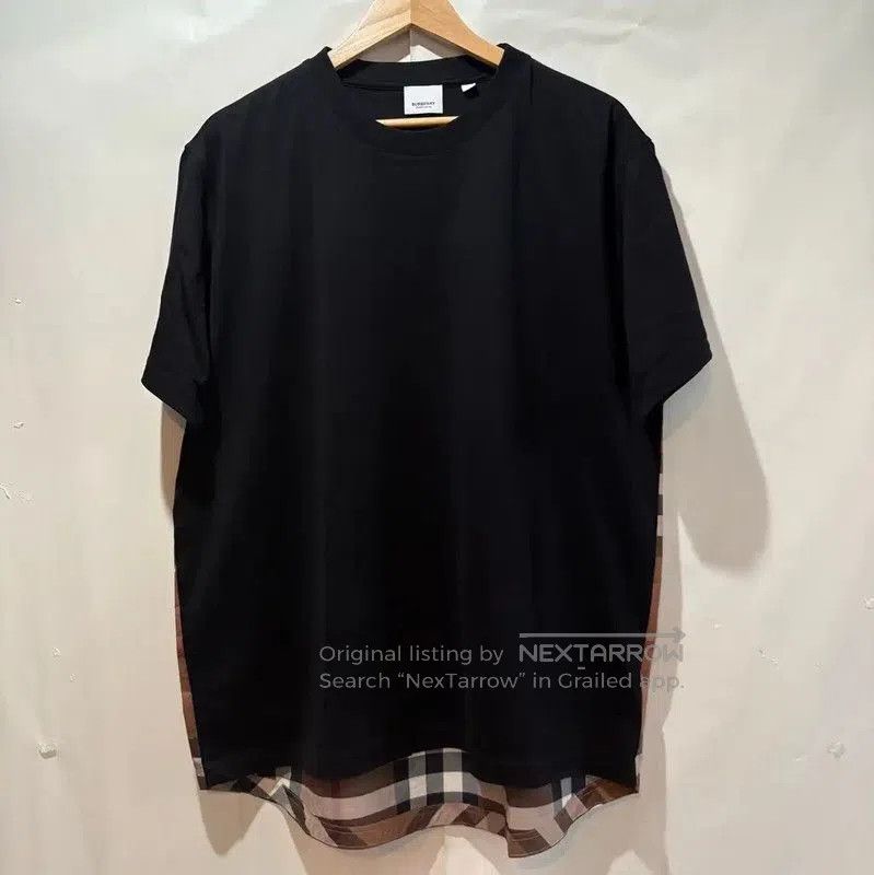 Burberry Burberry Colorblock Cotton Tee for Women. Size M / US 6-8 / IT 42-44 - 1 Thumbnail