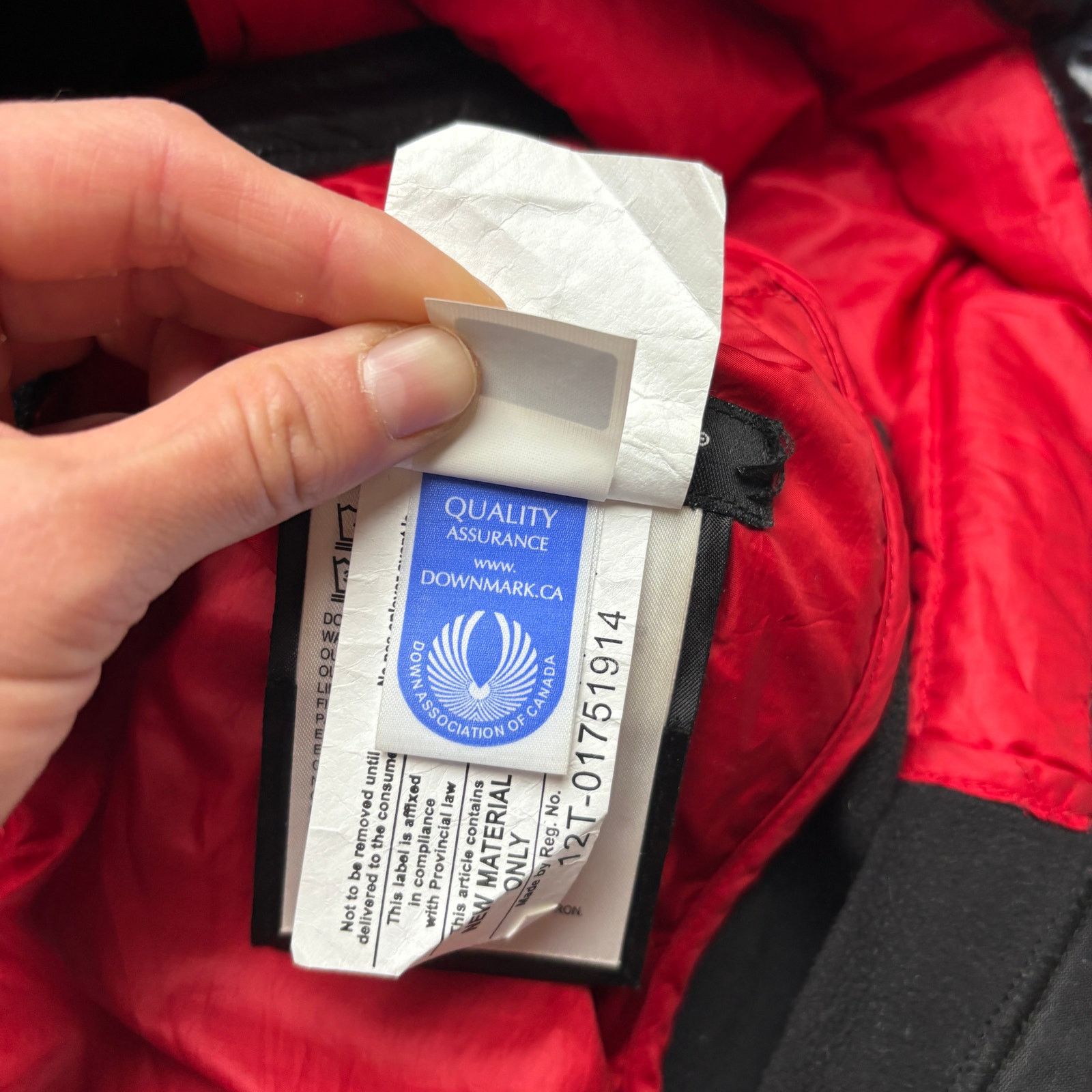 Canada Goose Canada Goose Hybridge Lite 800 Down Fill Jacket Mens L 2701M Size US L / EU 52-54 / 3 - 13 Thumbnail