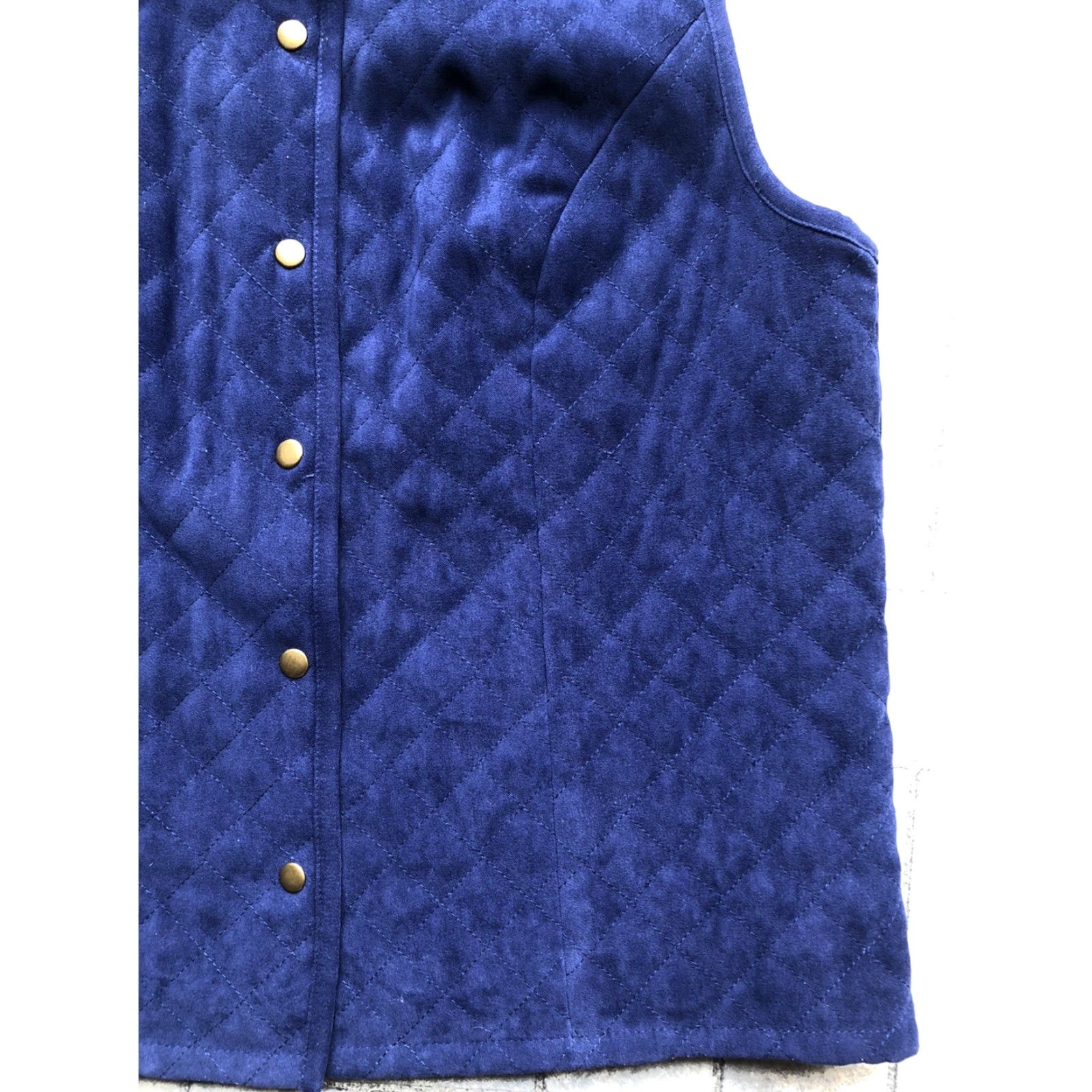 Talbots Talbots Vest Women’s Blue Button Up Quilted S Stretch Outdoor Travel Polyester Button Up Vest S (adjust to maintain words) Size S / US 4 / IT 40 - 7 Thumbnail