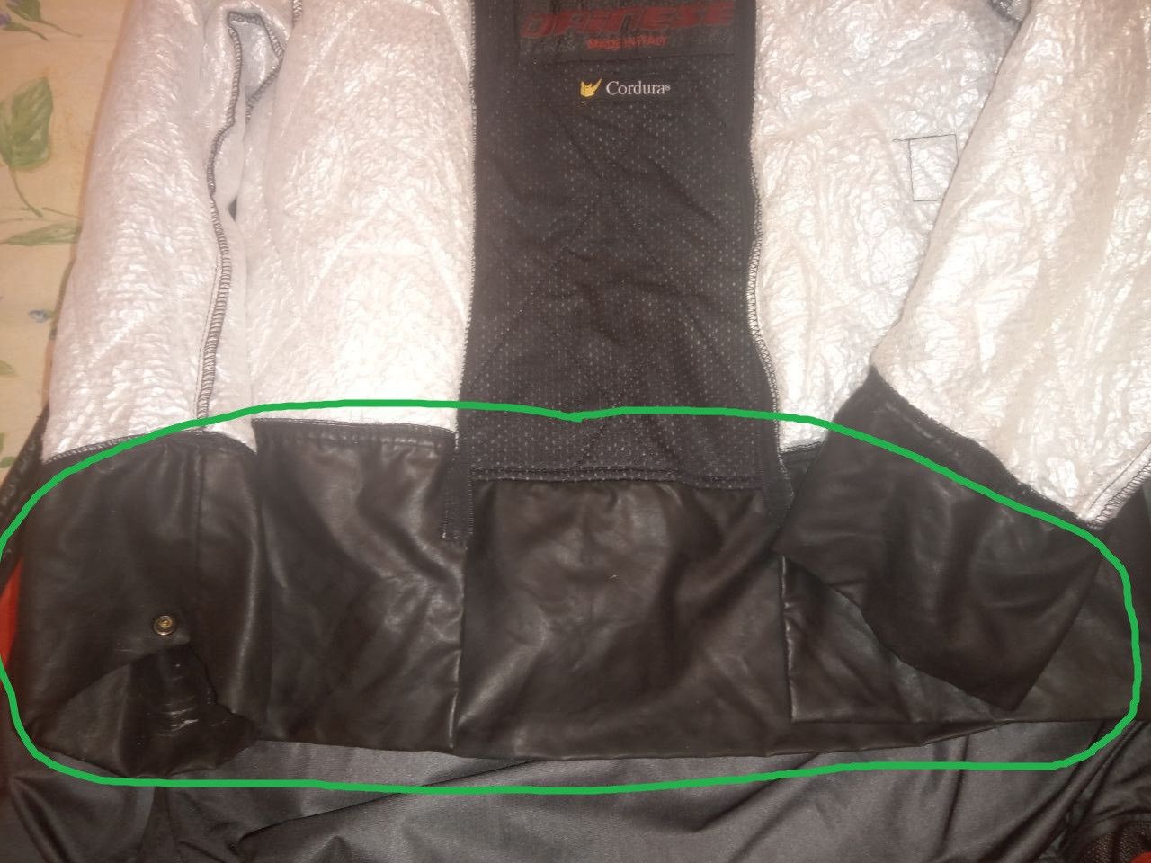 Dainese Dainese vintage women moto jacket Size 48 Size XL / US 12-14 / IT 48-50 - 20 Thumbnail