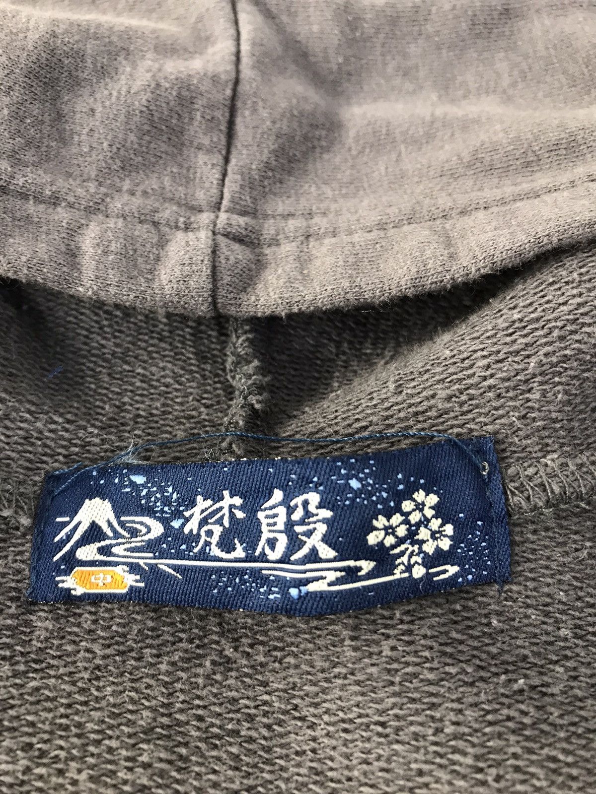 Japanese Brand Vintage Sweaters japanese Brand Print Fish Koi Zipper Style Size US M / EU 48-50 / 2 - 8 Thumbnail