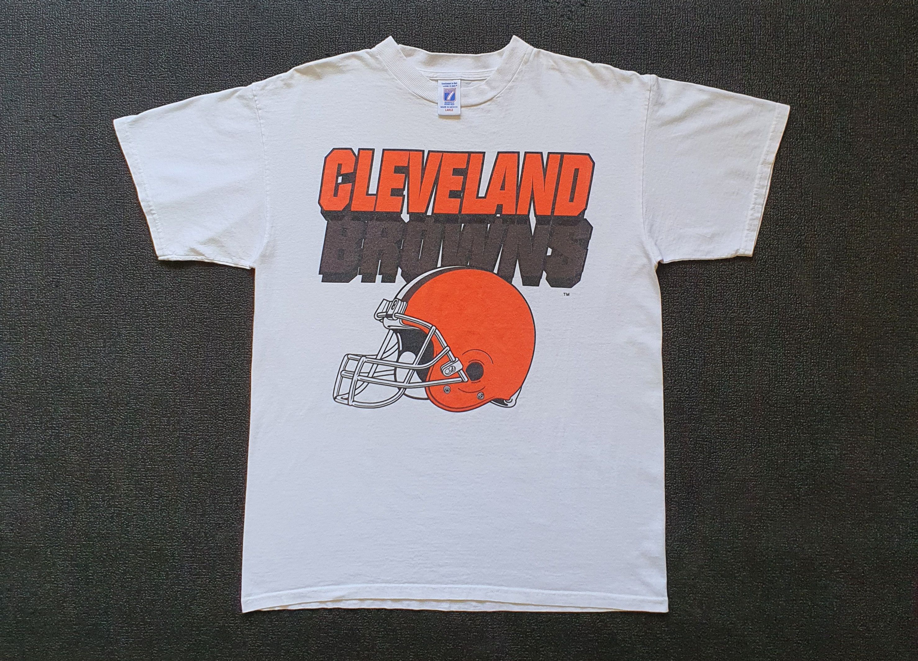 Cleveland Browns Logo 7 1999s NFL T Shirt size Large