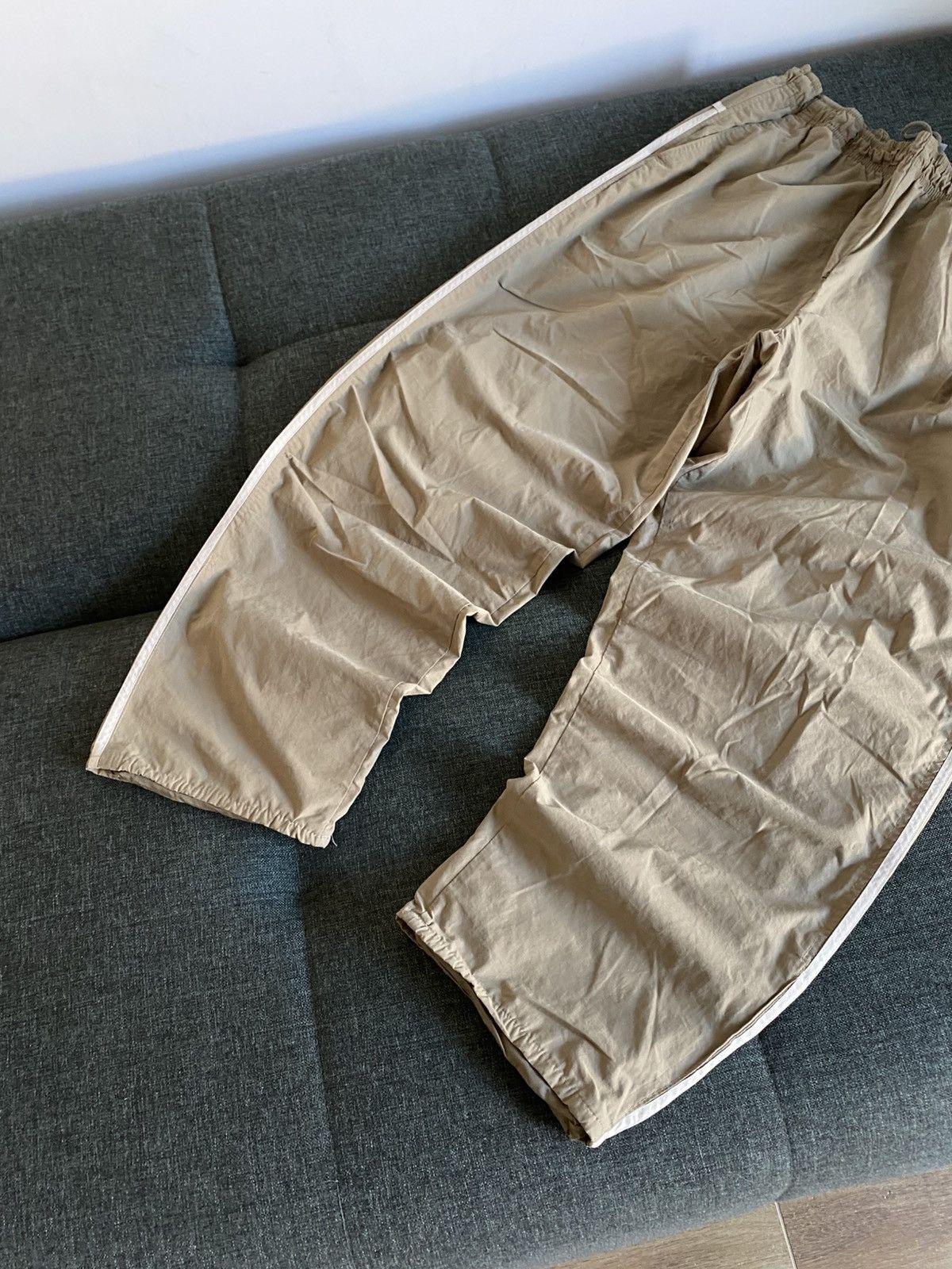 Nike Nike Vintage Nylon Drill Pants Striped Baggy Wide Japanese Size US 34 / EU 50 - 2 Thumbnail