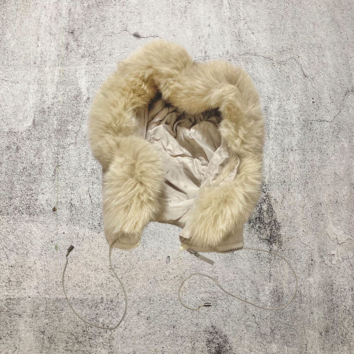 Balmain Balmain Paris Monogram Quilted Fur Long Jacket Beige Luxury Size US XL / EU 56 / 4 - 17 Thumbnail