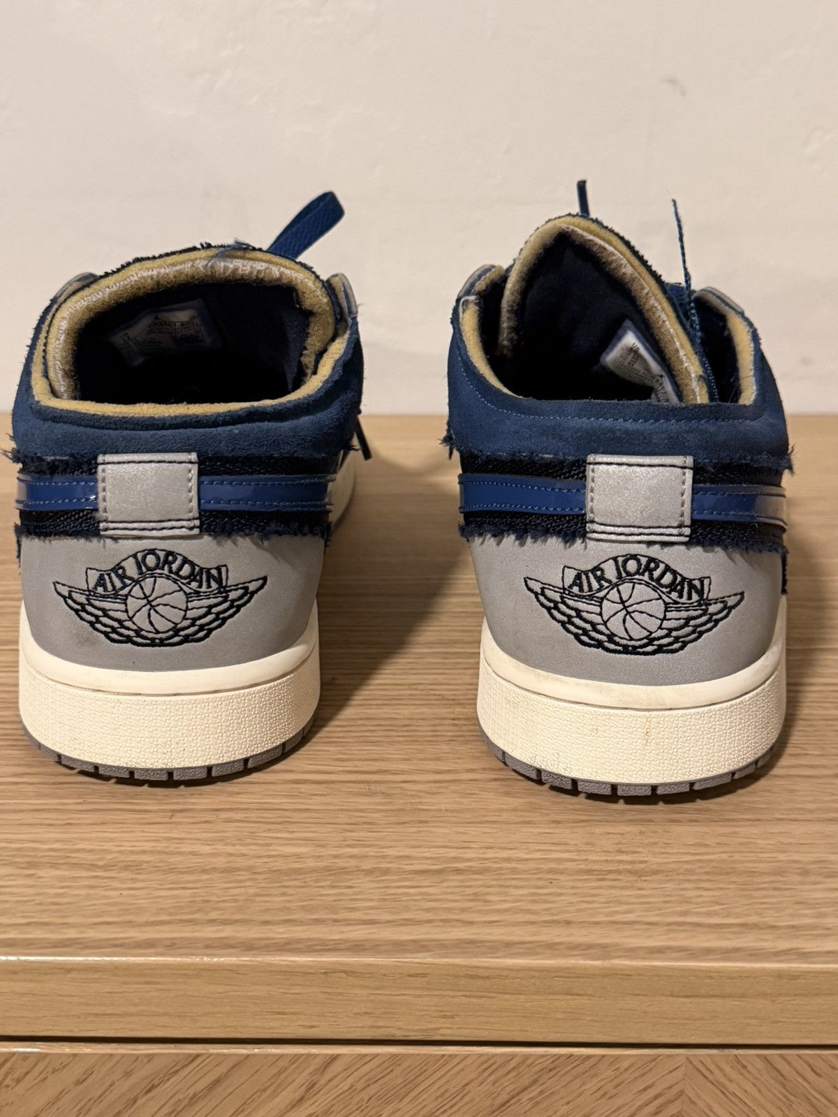 Jordan Brand Nike Air Jordan 1 Low SE Craft Inside Out Obsidian Size 12 Size US 12 / EU 45 - 6 Thumbnail