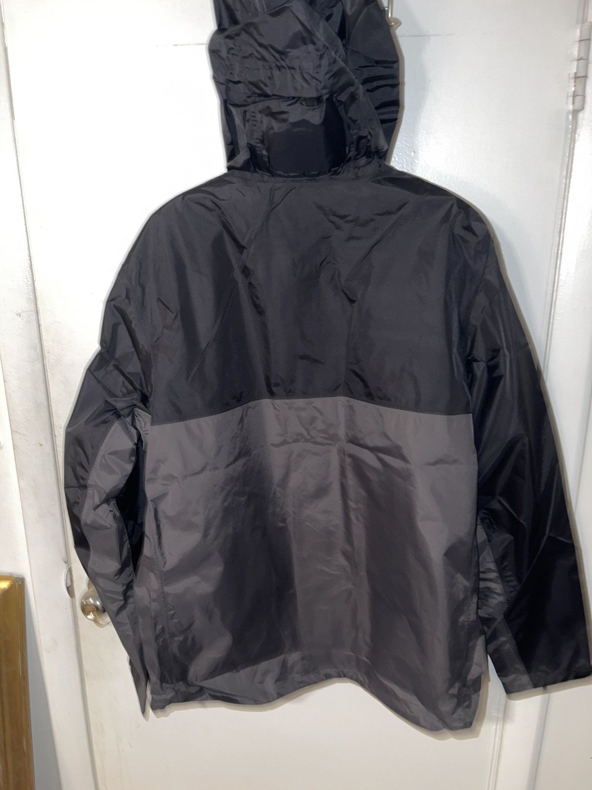 October's Very Own OVO RAIN SHELL Size US L / EU 52-54 / 3 - 2 Thumbnail