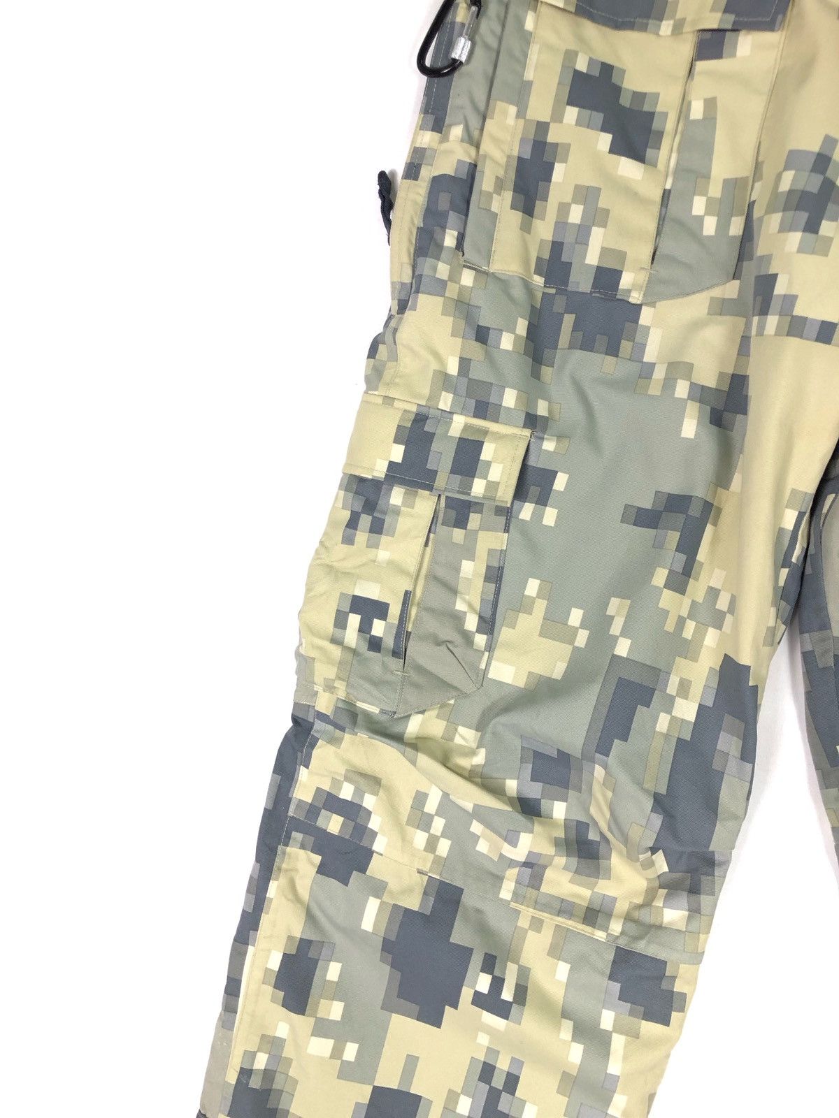 Burton RARE🔥BURTON RONIN 7-POCKETS DIGI CAMO CARGO SNOWBOARD PANTS Size US 32 / EU 48 - 10 Thumbnail