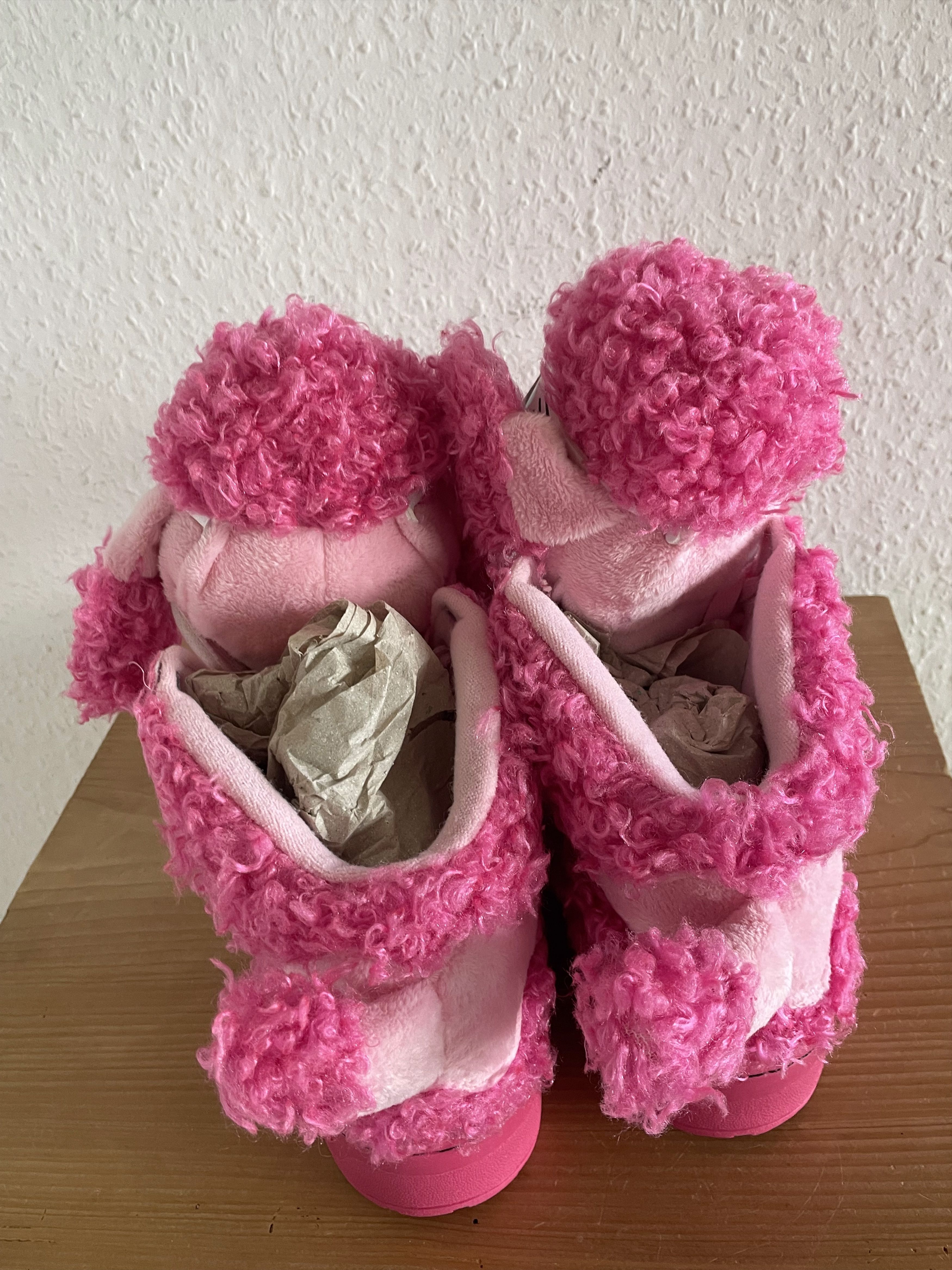 Adidas × Jeremy Scott JS Poodle Pink Fur Sneaker Size US 10 / EU 43 - 7 Thumbnail