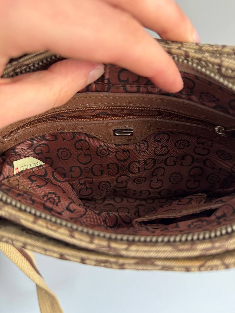 Guess Y2K Vintage Gussaci monogram shoulder bag guess style Size ONE SIZE - 13 Thumbnail