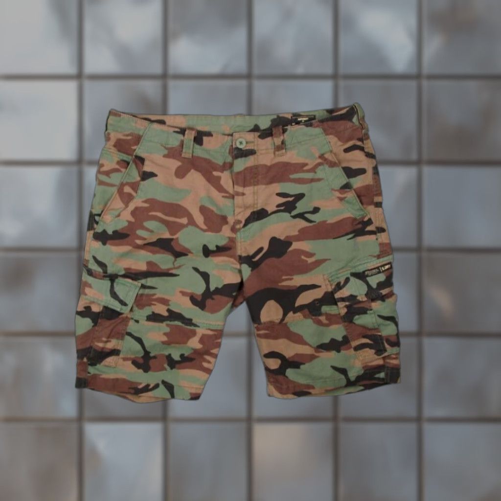 Superdry Mens 38 Green Camo Cargo Shorts 10