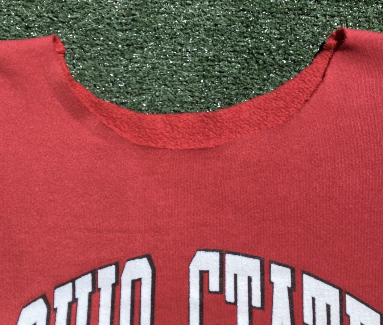 Vintage 90’s Ohio State Buckeyes Cutoff Sweatshirt 2XL Size XXL / US 16-18 / IT 52-54 - 6 Thumbnail